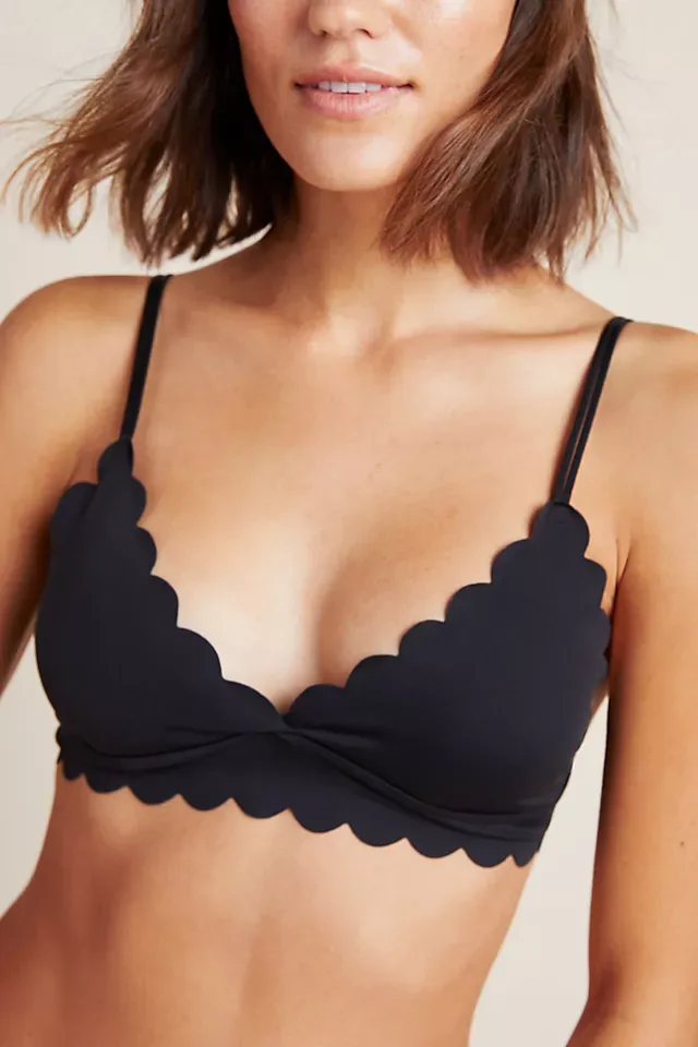 Urban Outfitters Scalloped Bralette (Size Medium)