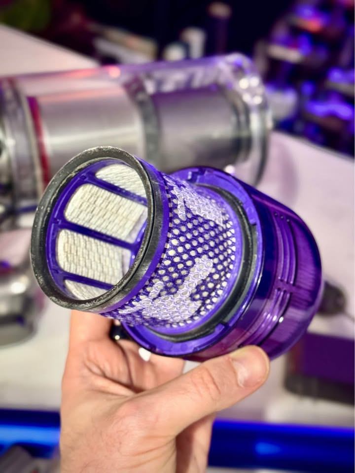 Dyson V11 + set of accessories! - photo 2