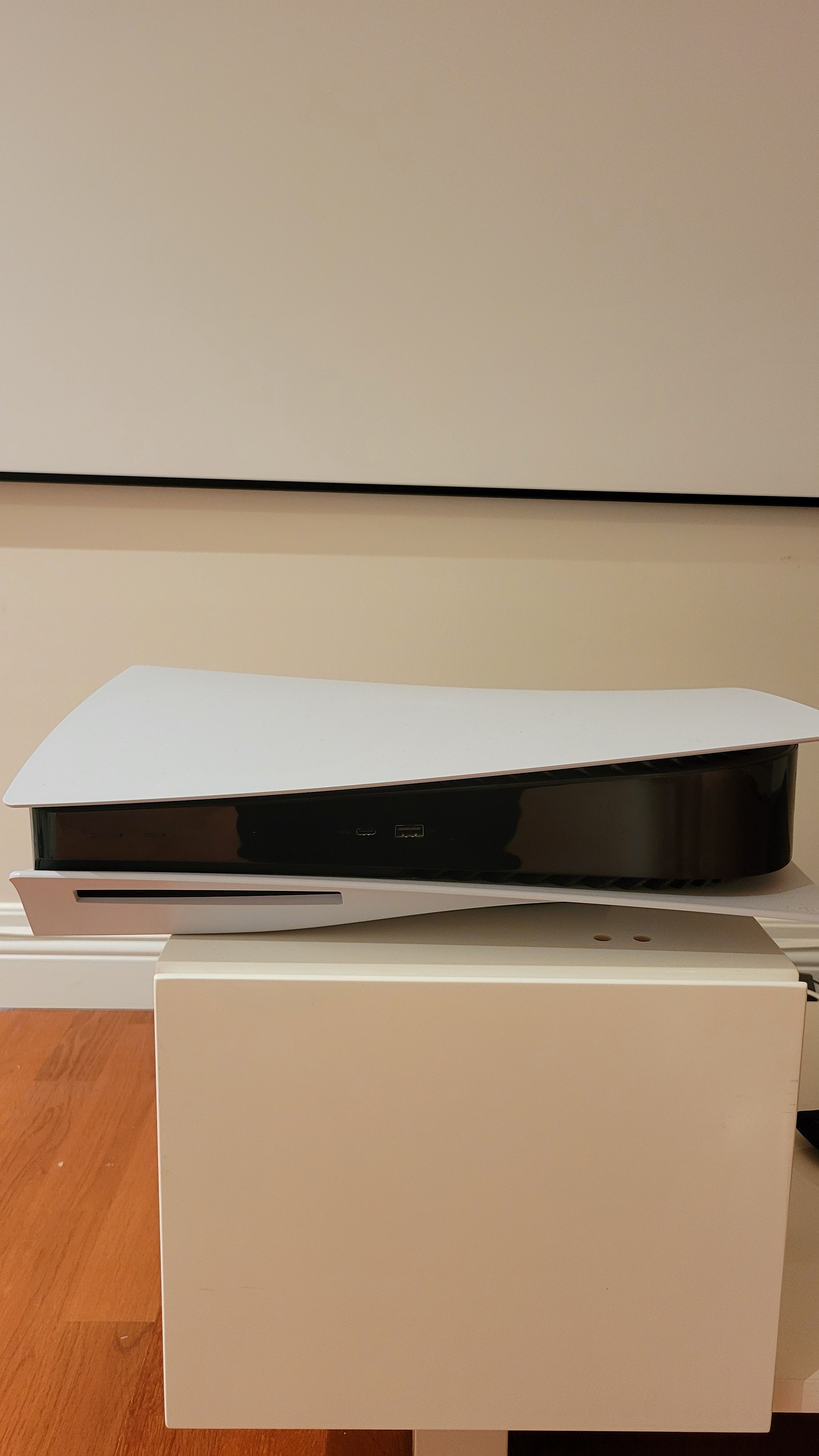 PlayStation 5 Disc Edition – Excellent Condition - photo 4