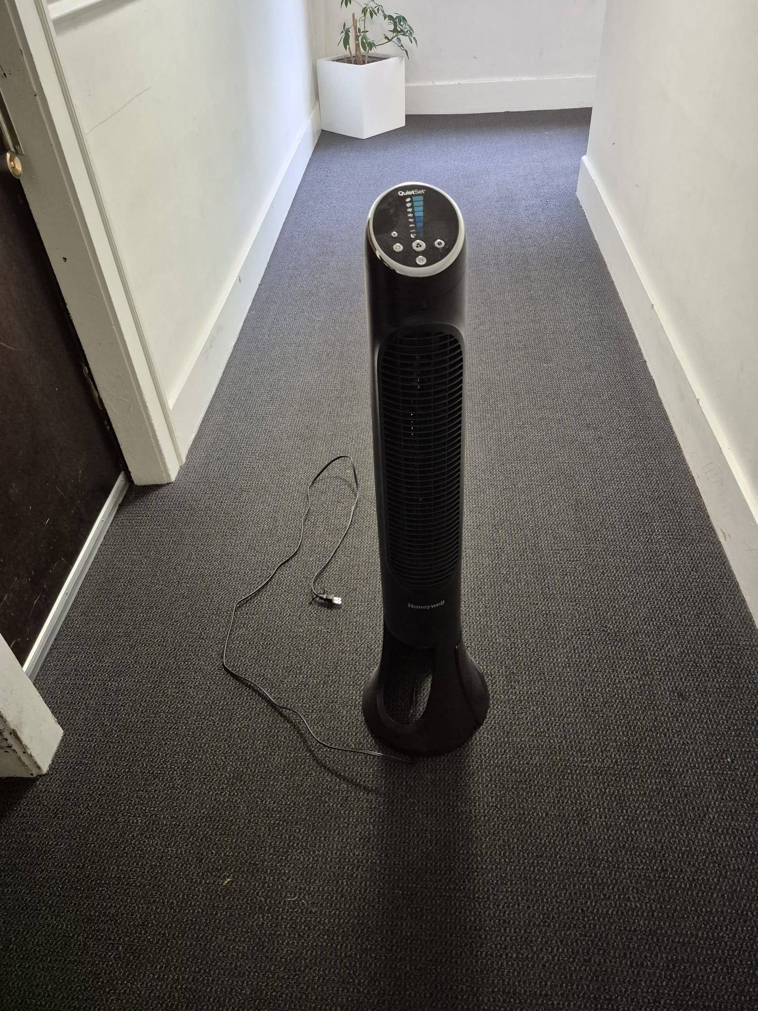 Honeywell HYF260BC QuietSet