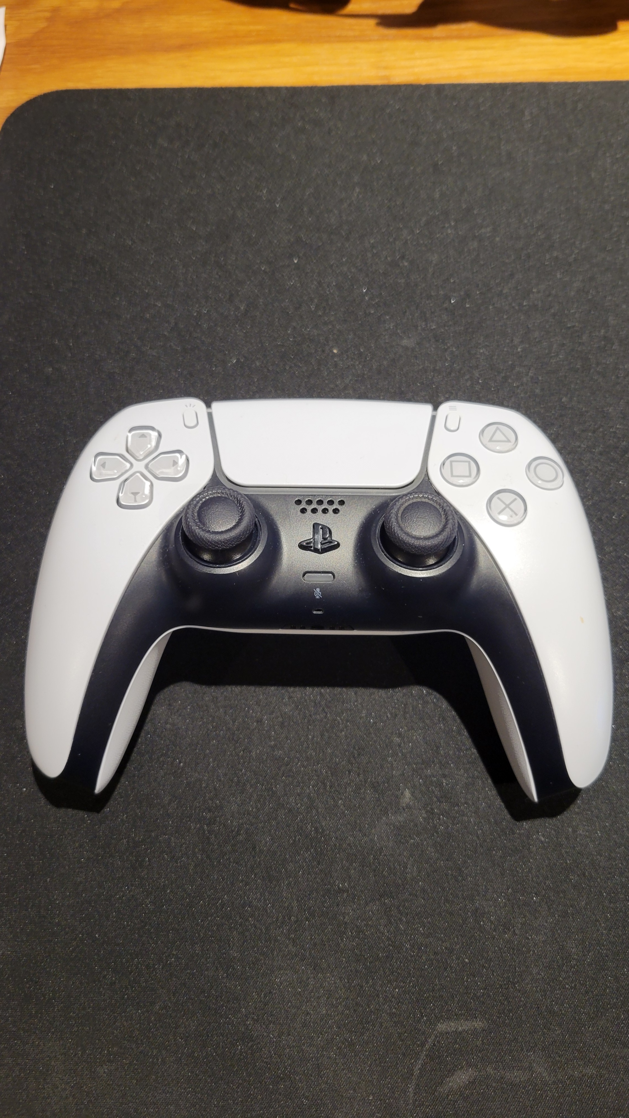 PlayStation 5 Disc Edition – Excellent Condition - photo 3