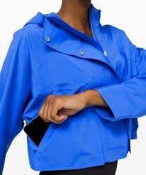 Lululemon Rain chaser Rain Jacket (Size 6) - photo 3