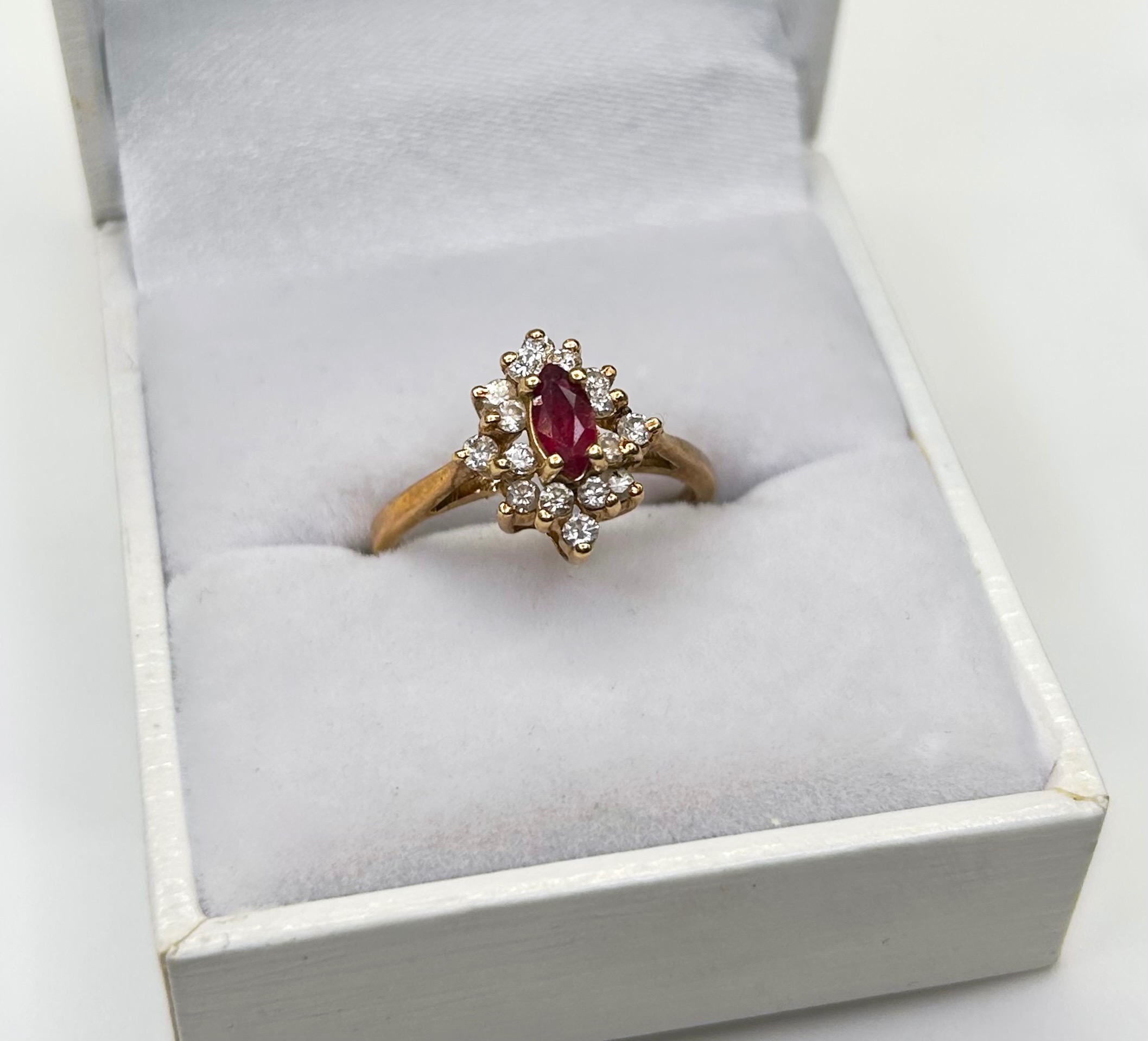 14K Yellow Gold Ring With Diamonds & Red Gemstone - photo 3