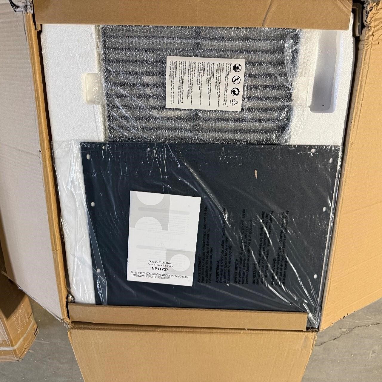Outdoor Pizza Oven with Accessories - Brand New in Box! - photo 3