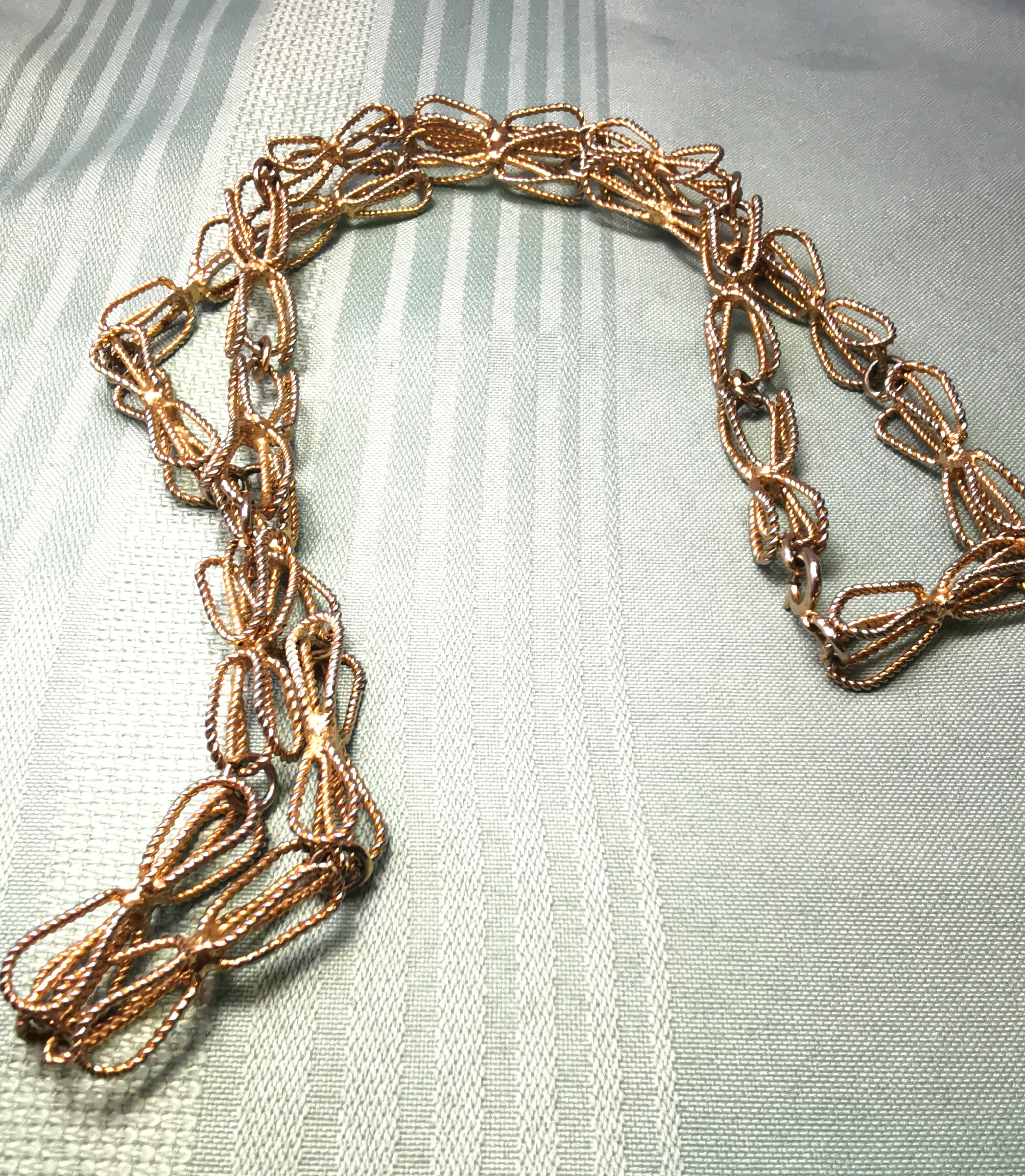 29" Gold Tone Twisted Rope Bow Link Necklace - 1960s Textured - photo 4