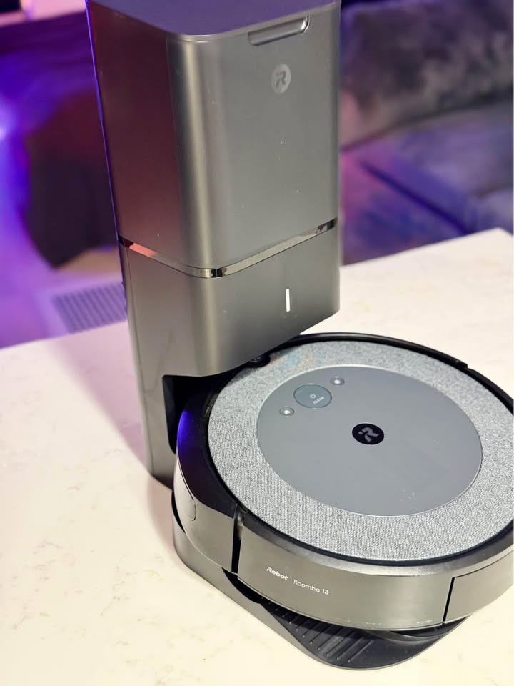 iRobot Roomba i3+ vacuum. Like new! - photo 4