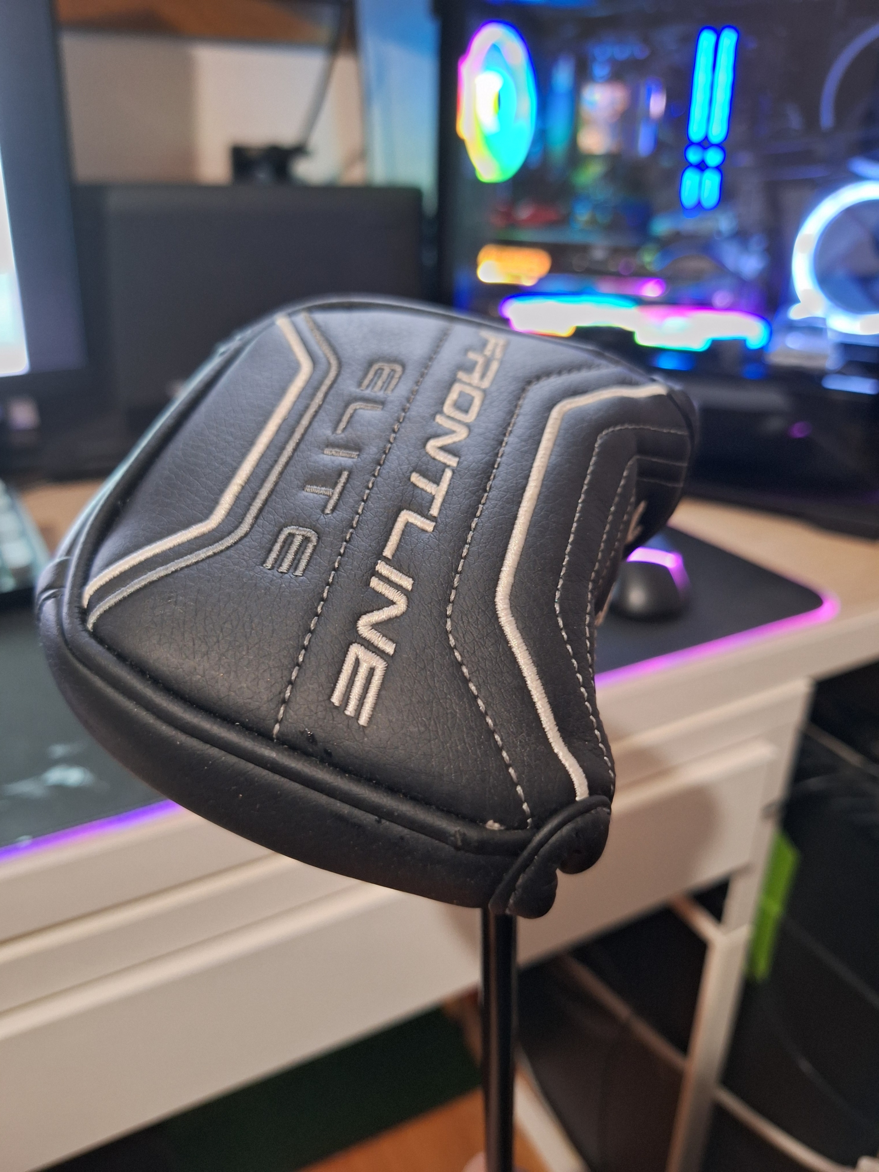 Cleaveland Frontline 10.5 Putter