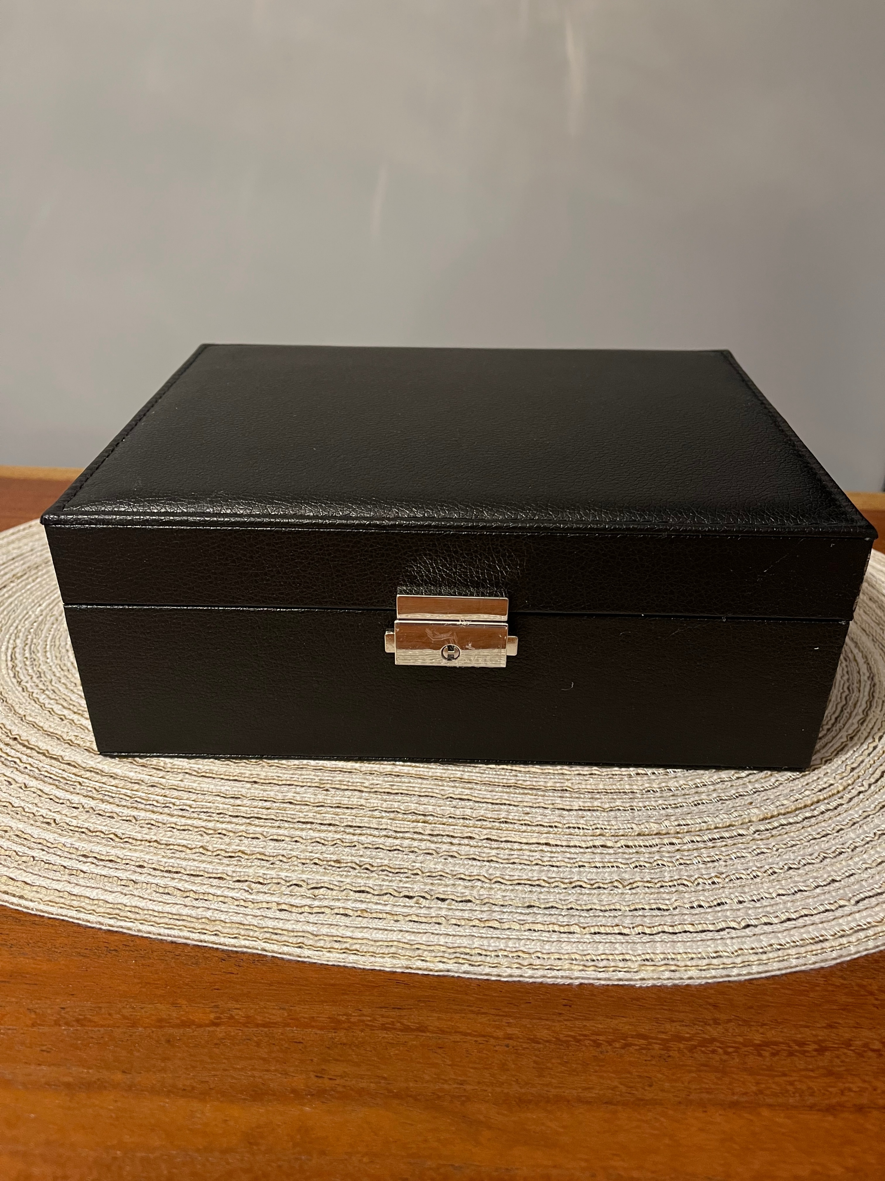 Jewelry Organizer Box for Necklaces, Rings, Earrings, NEW, Black - photo 3