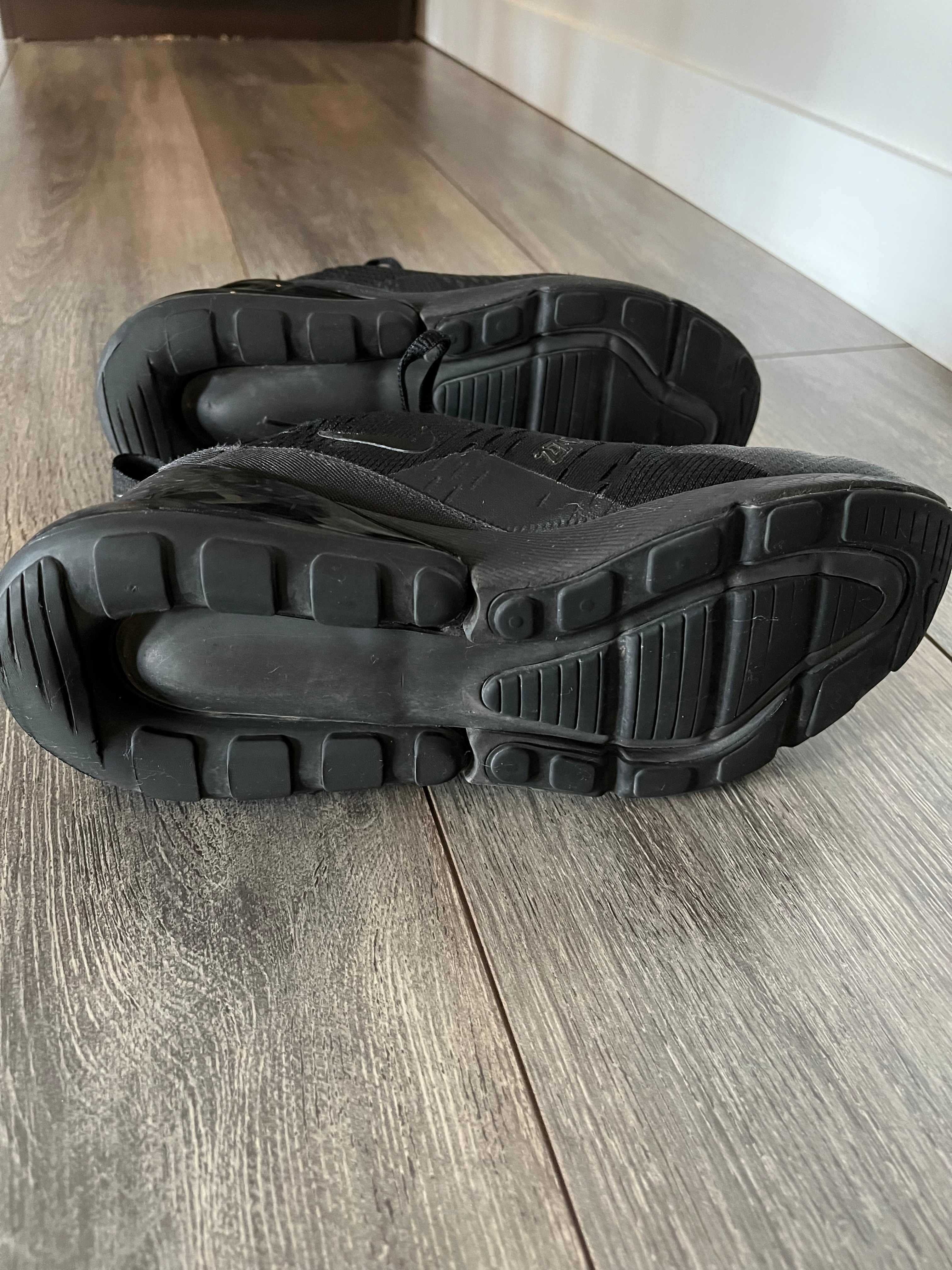 Nike Air Max 270 Younger Kids' Shoes, size 5 Y - photo 5