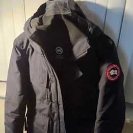 Canada goose winter jacket (Maitland Parka) 10/10 - photo 3