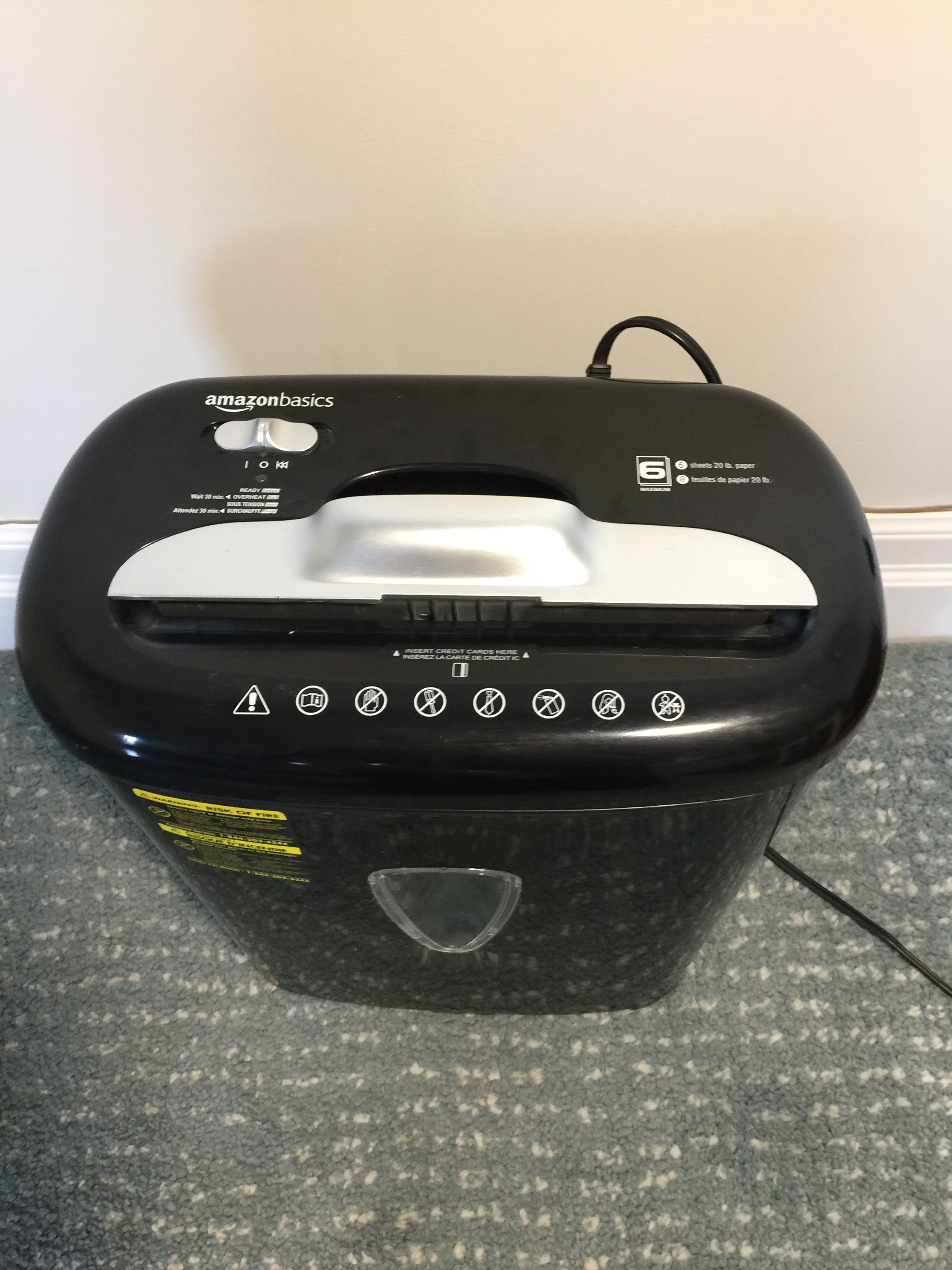 🥕AmazonBasics 6-Sheet Cross-Cut Shredder - photo 2