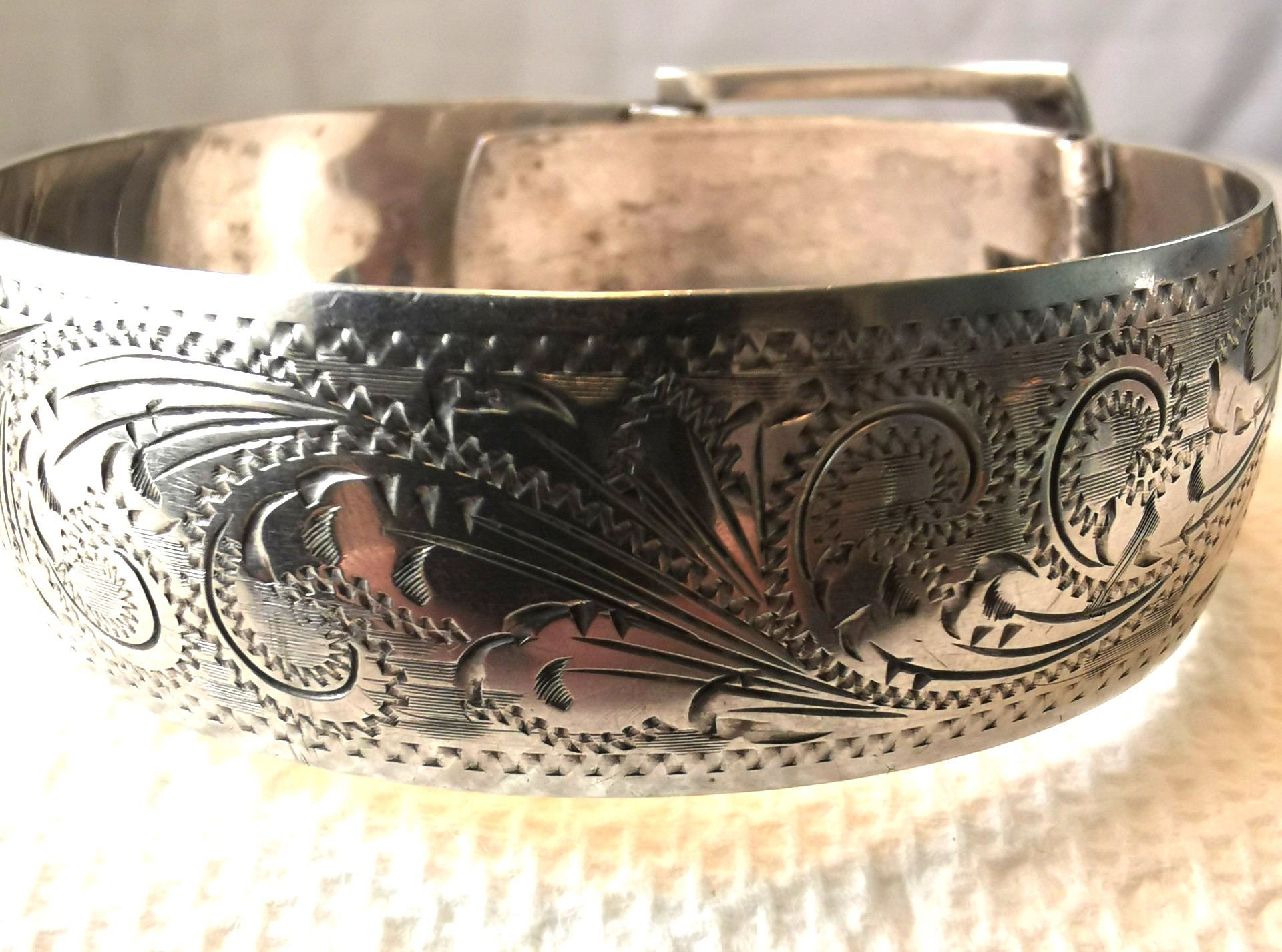 RARE Vintage E.C. Co Toronto Sterling Silver Buckle Bangle - 27g - photo 2