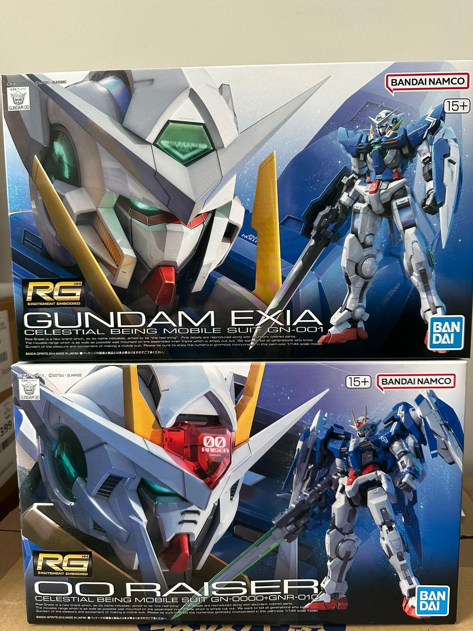 BANDAI RG GUNDAM EXIA & BANDAI RG 00 RAISER