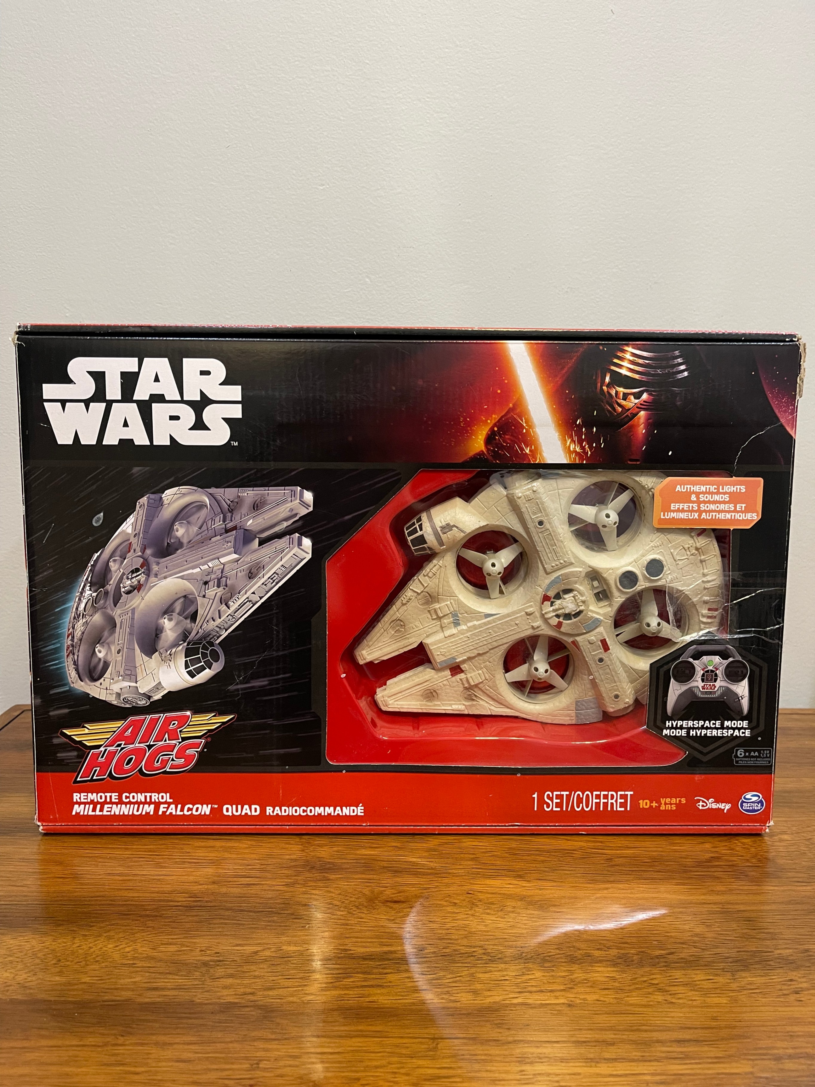 Air Hogs STAR WARS Millennium Falcon Quadcopter Drone COMPLETE