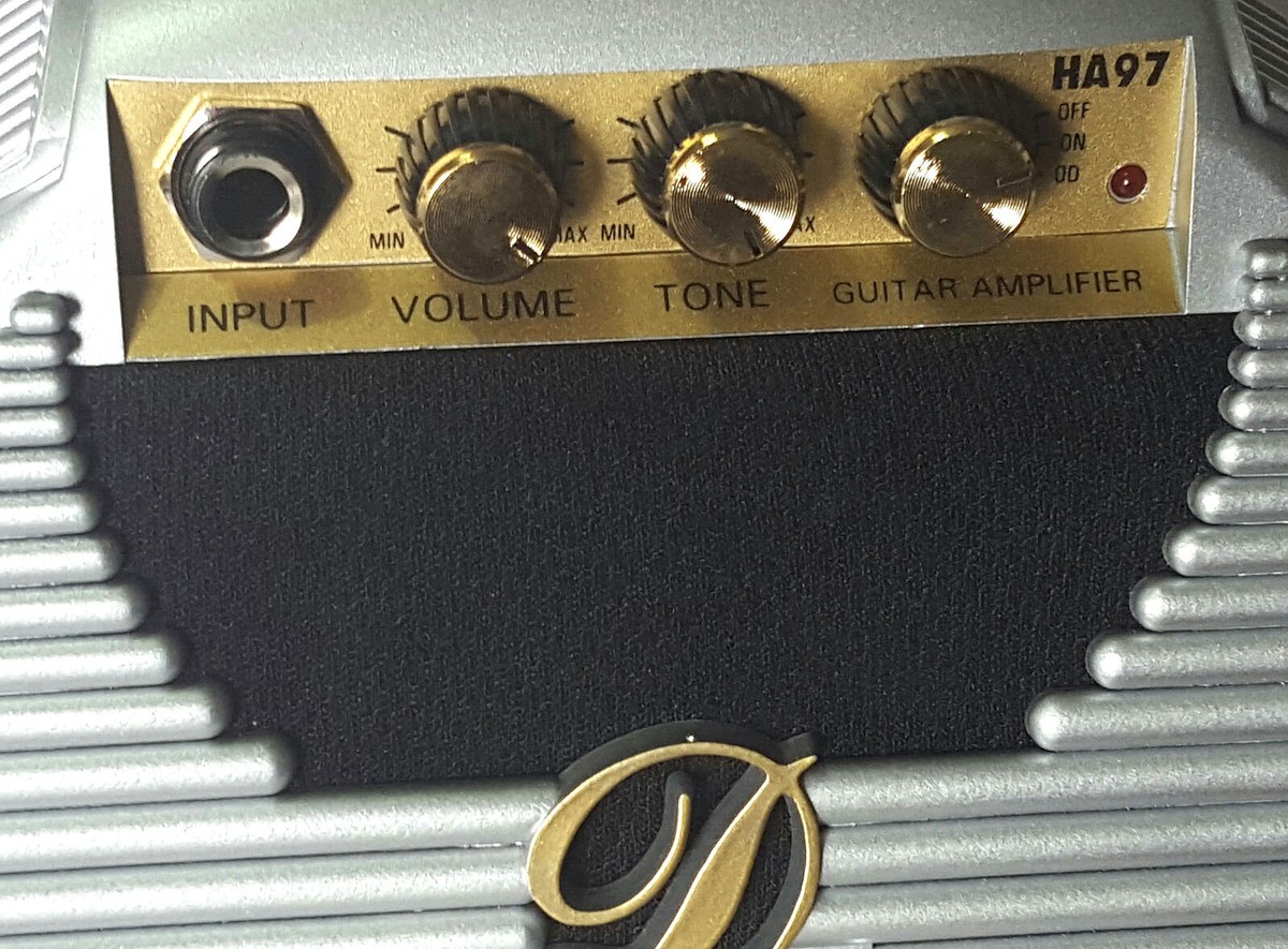 Mini Guitar Amp HA97 Portable  – Volume & Tone Control - photo 5