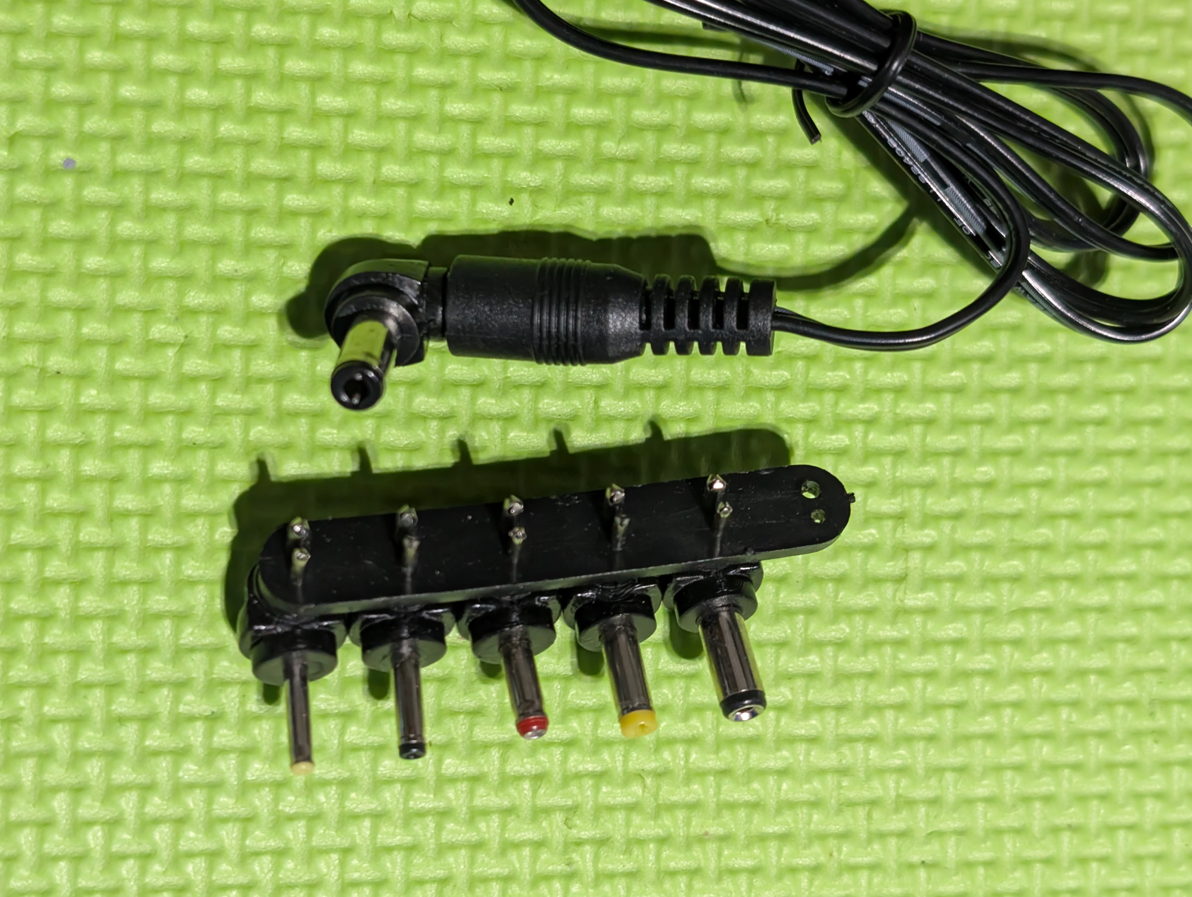 Universal AC/DC Power Adapter (Multi-Volt) - photo 3