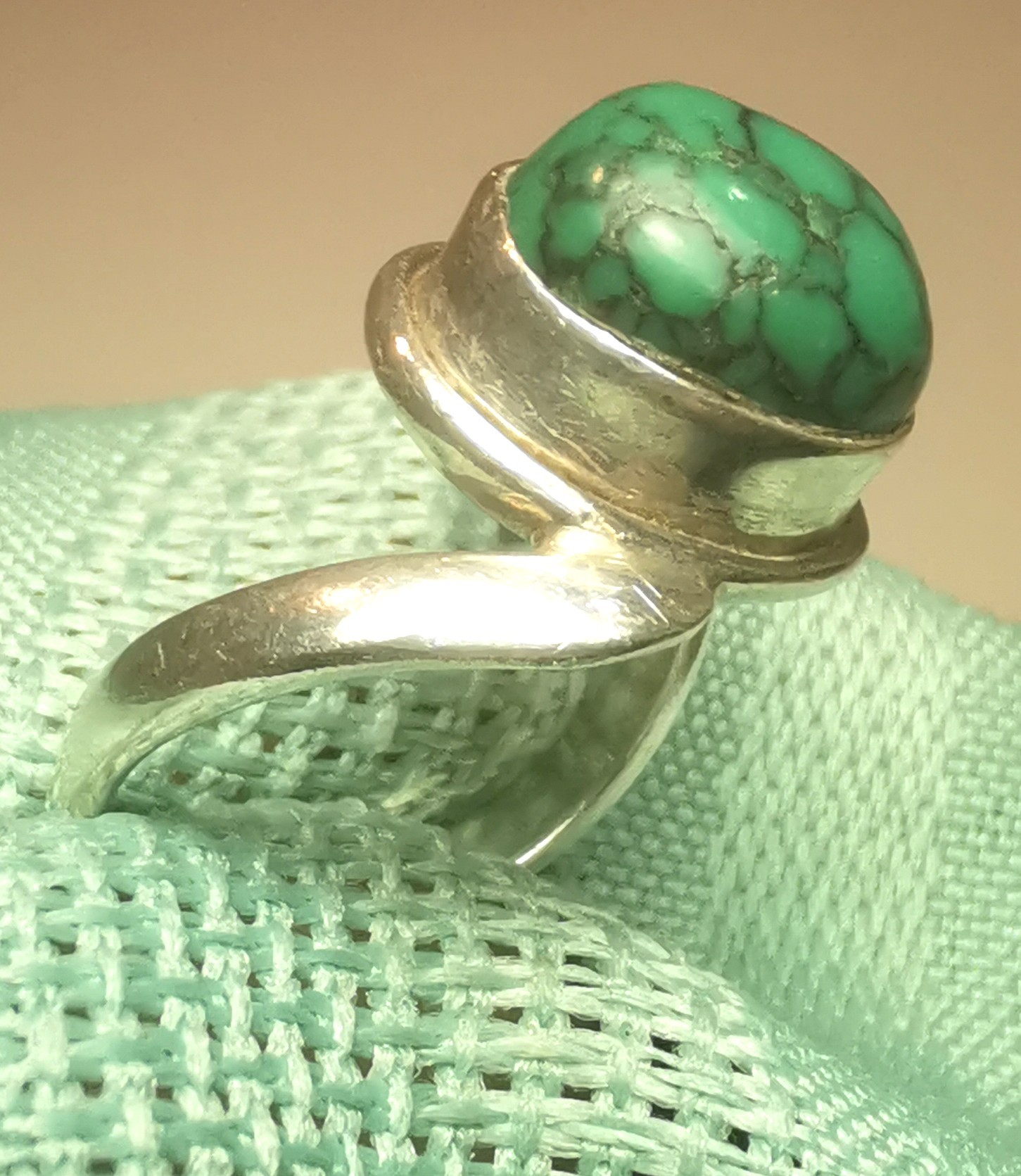 1980s Sterling Silver Bypass Ring Green Royston Turquoise 6.5 - photo 2