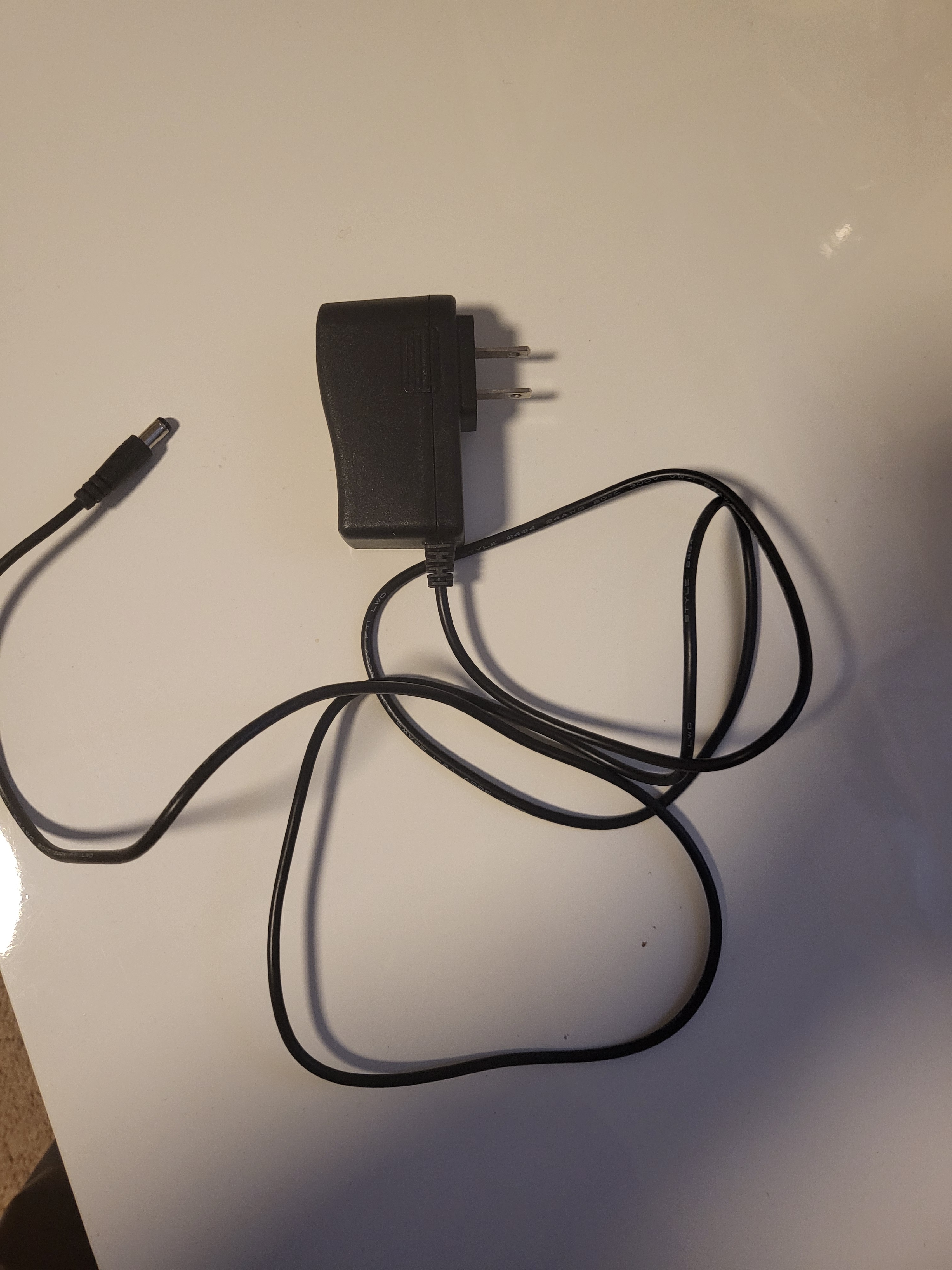 🔌 Universal 9V 800mA Power Adapter – Works with Multiple Devices - photo 4