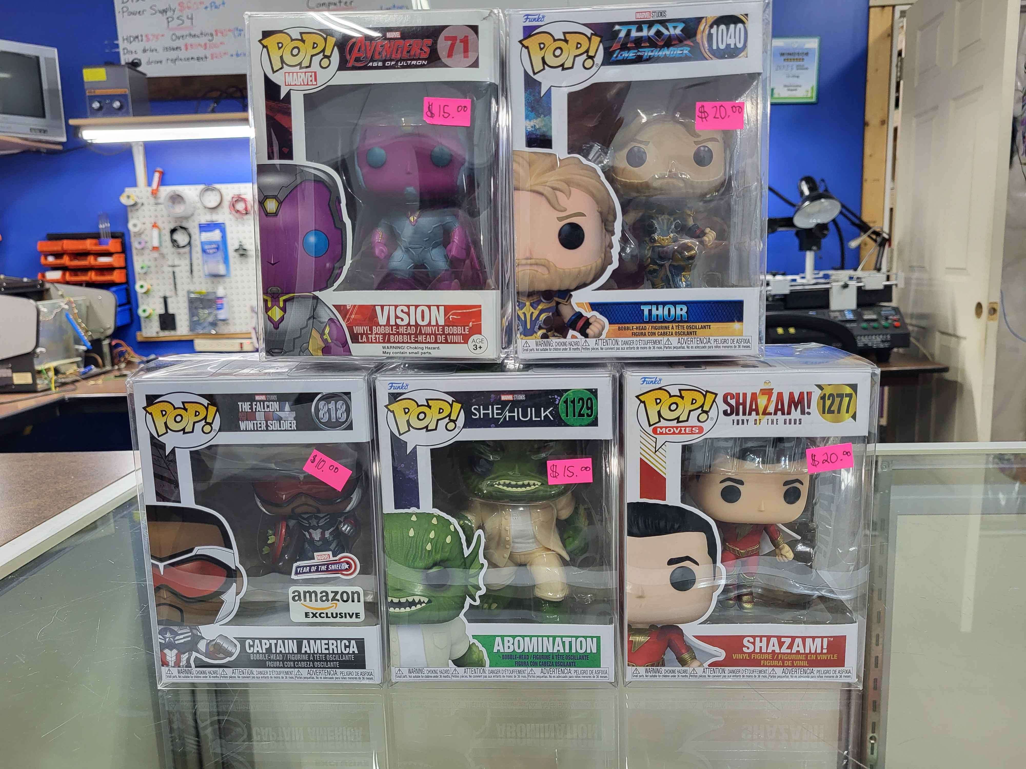 Funko POPs: Shazam, She hulk, The falcon, Vision, Thor