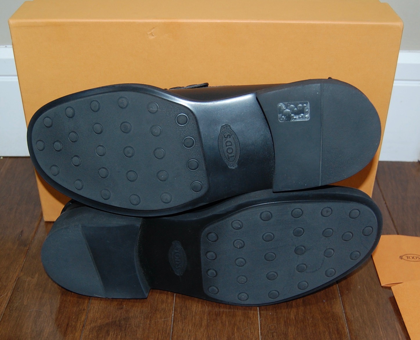 Tod's Black Leather Loafers 🥕size US 10.5 and fits 11 - photo 5