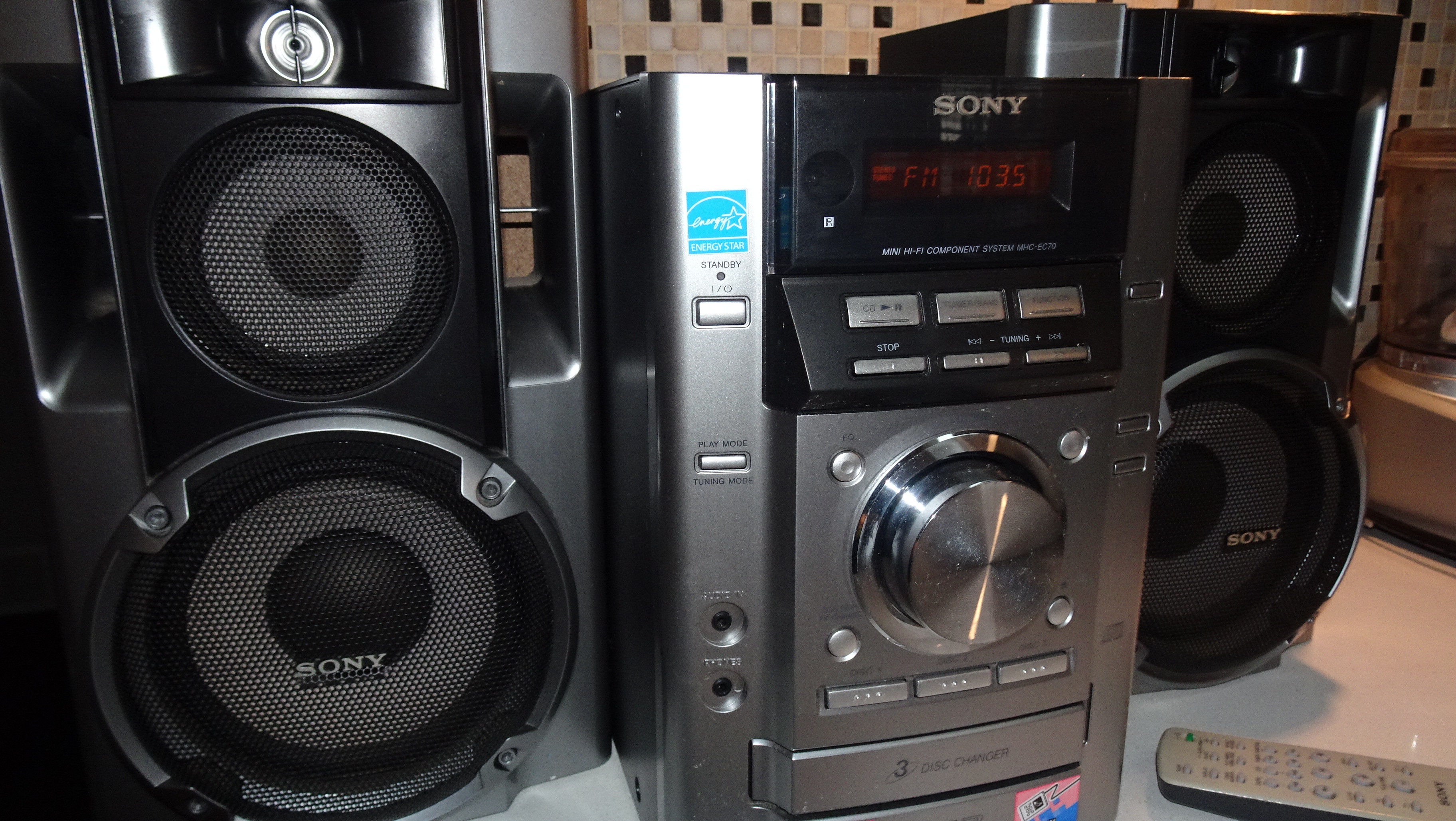 Sony Mini Hi Fi System - photo 2