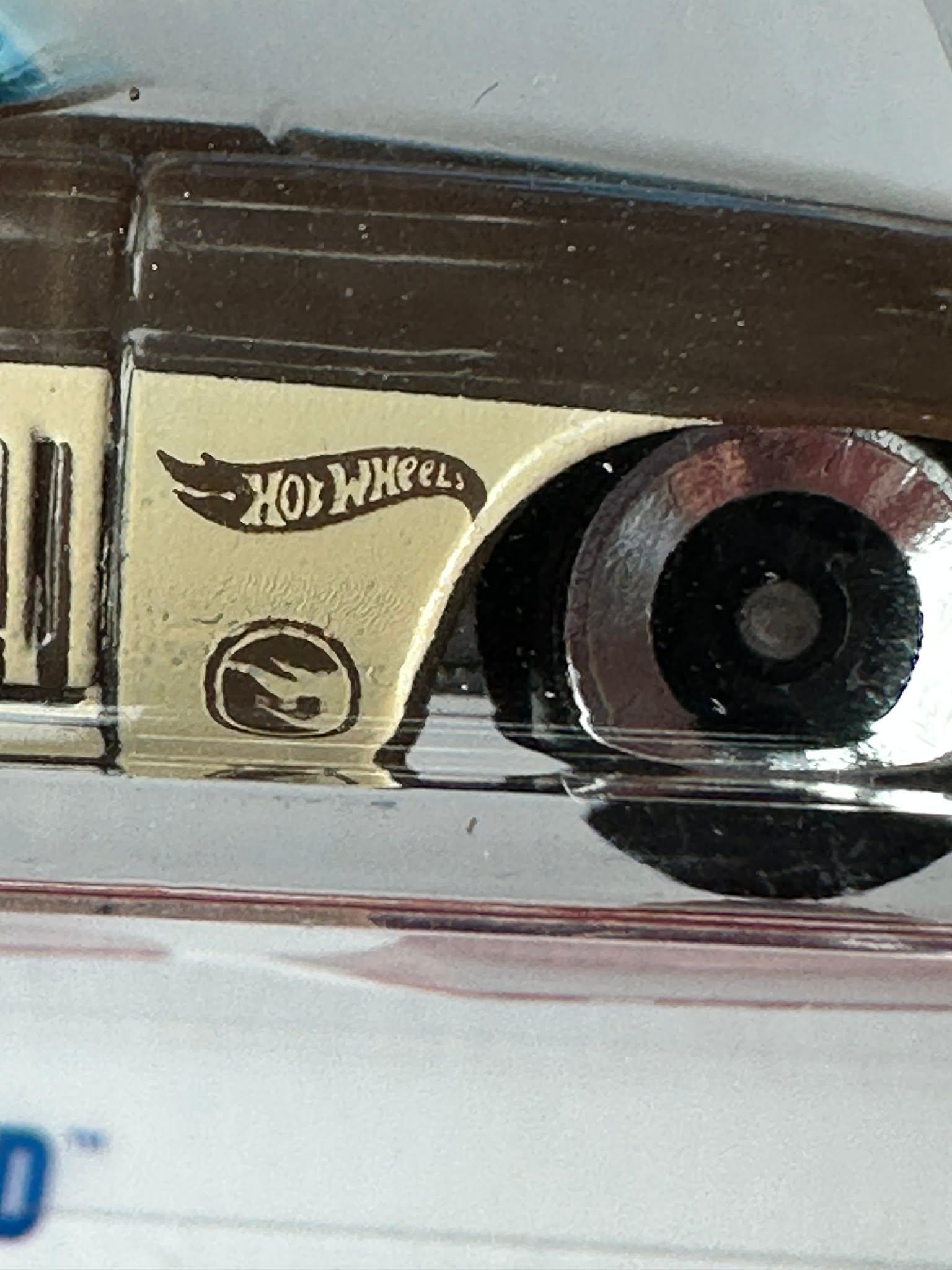 Hot Wheels Treasure Hunt - photo 4