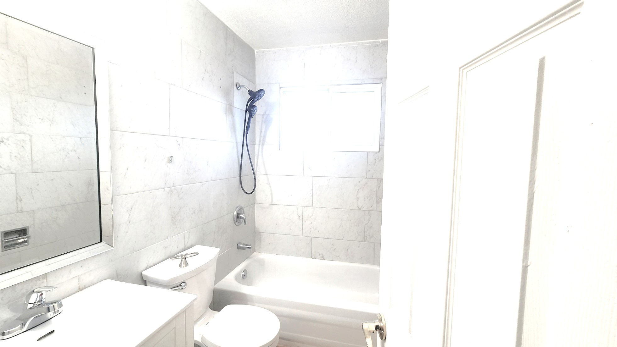 11516 133A Avenue Edmonton AB For Rent - photo 4