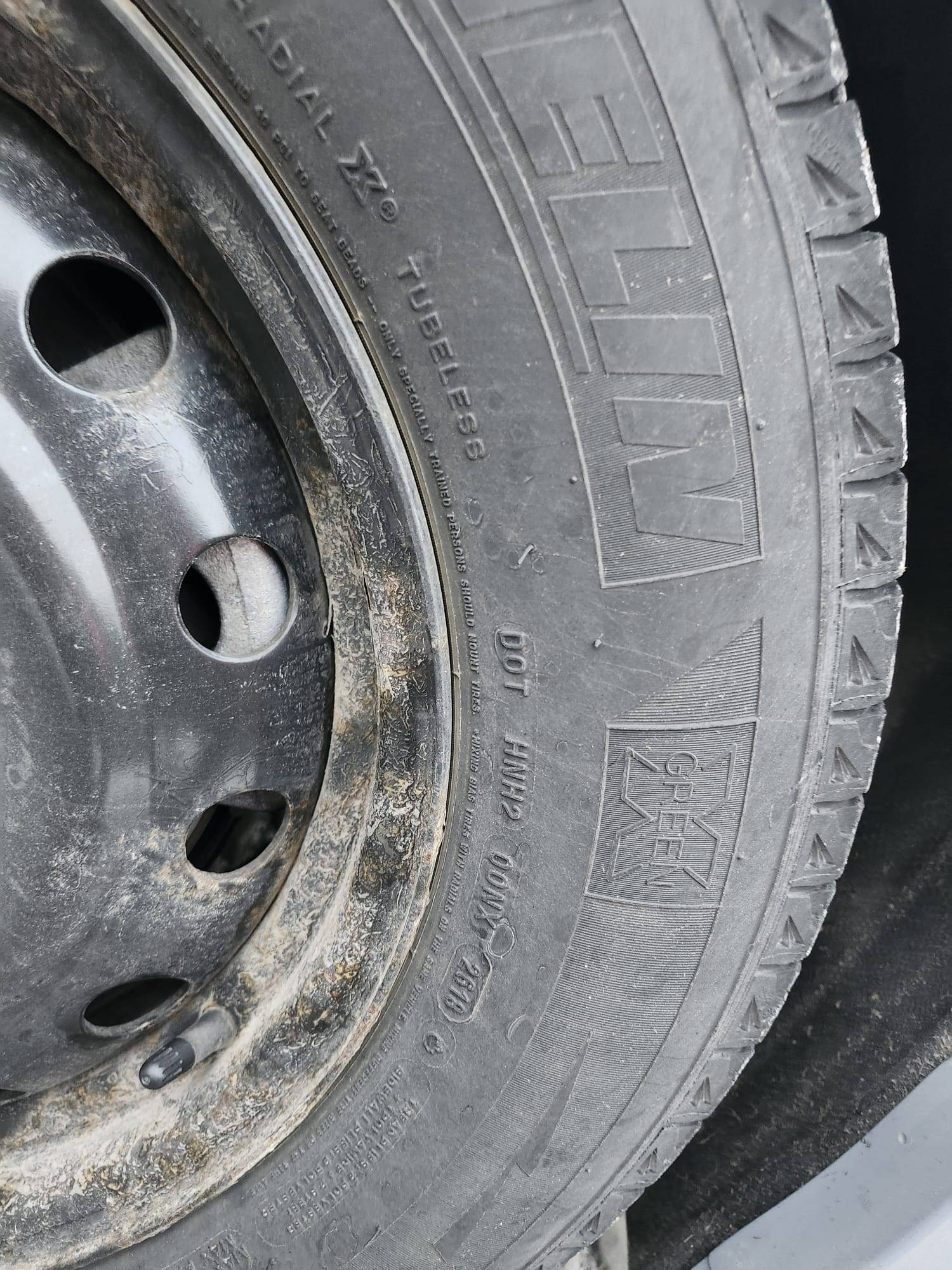 Michelin Latitude X-Ice winter tires, 235/65R17, rims, sensors - photo 3