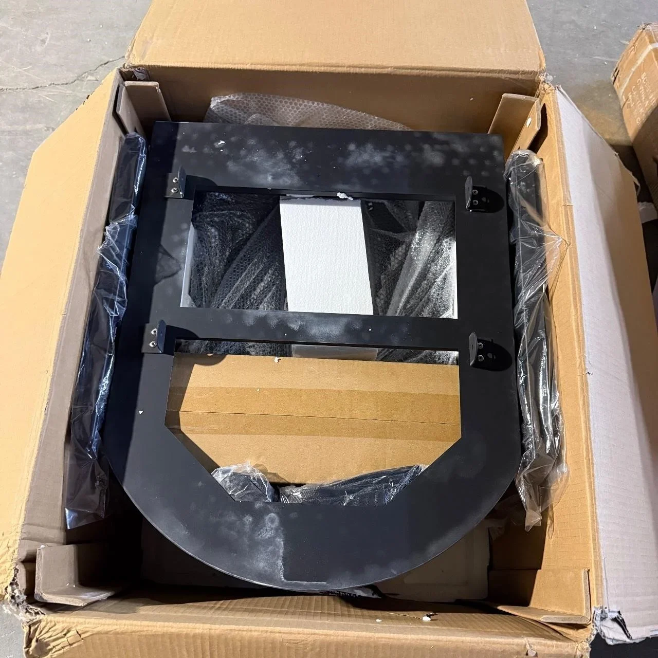 Outdoor Pizza Oven with Accessories - Brand New in Box! - photo 5