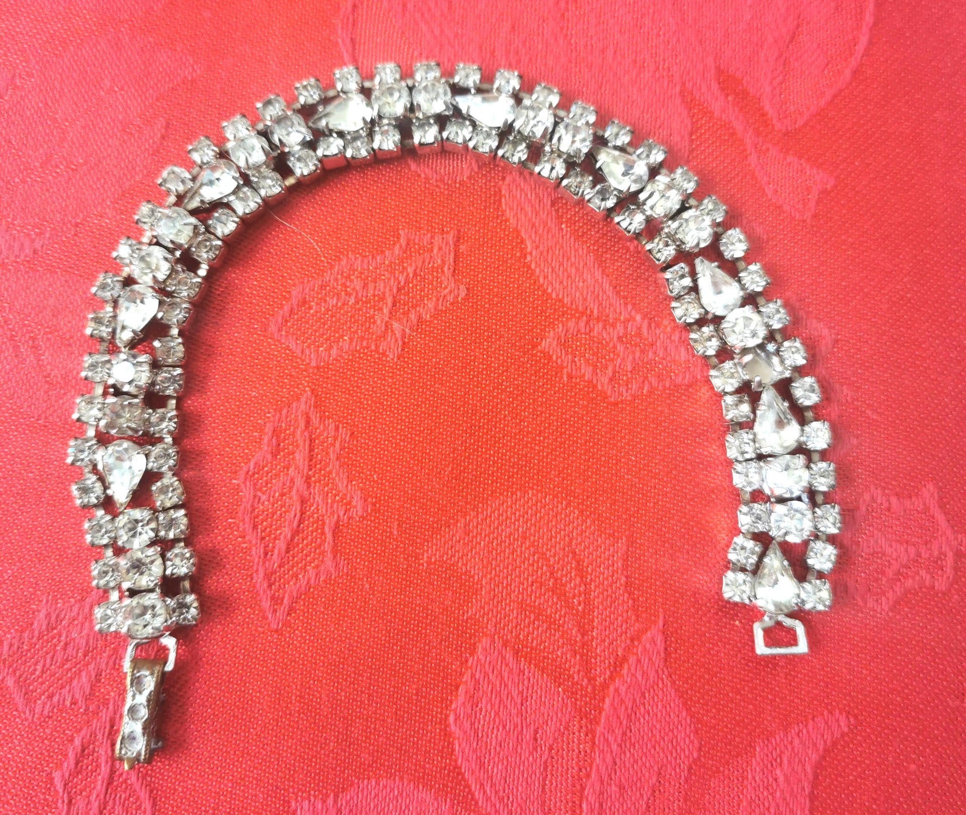 1950s Rhodium Rhinestone Bracelet 7.5" Pear Cut Mid-Century - photo 2