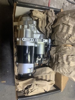 Delco Remy Starter Motor for Freightliner Cascadia - photo 3