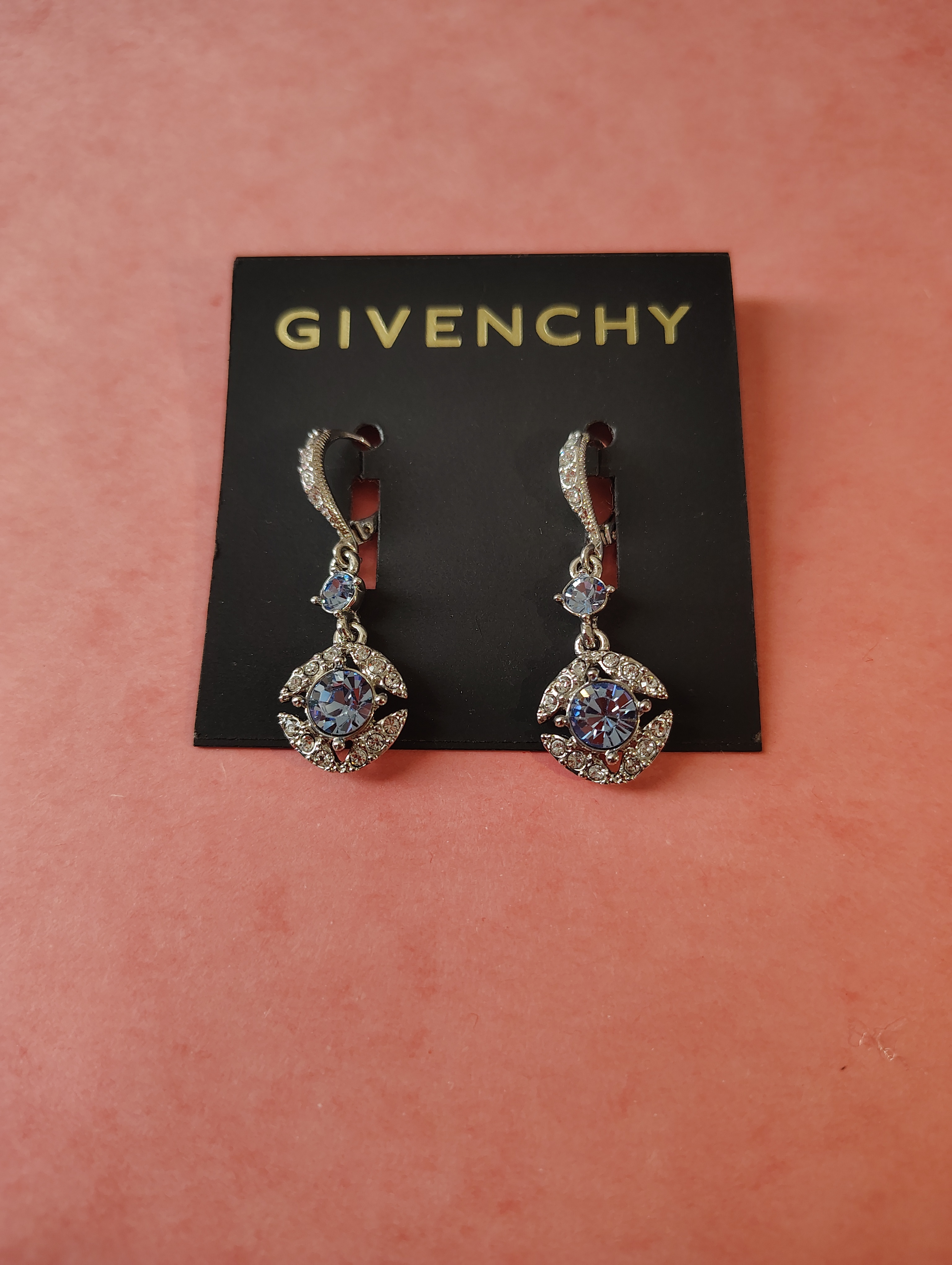 NEW EARINGS- Givenchy (Macy's US price tag, Sale) - photo 3