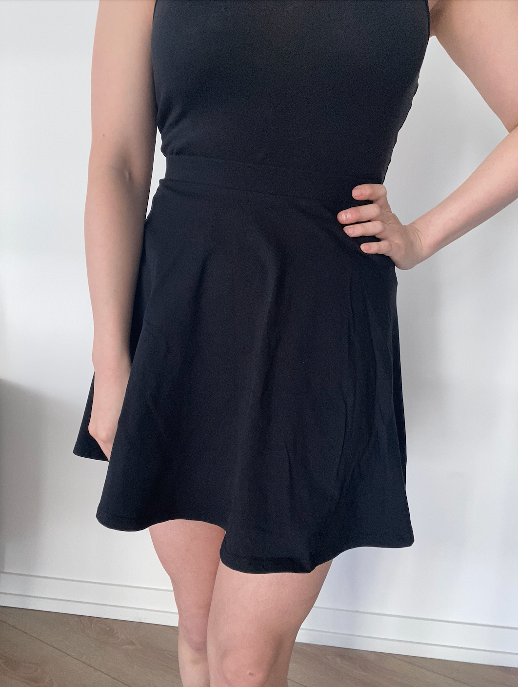 Black High-Waisted Skirt - photo 2