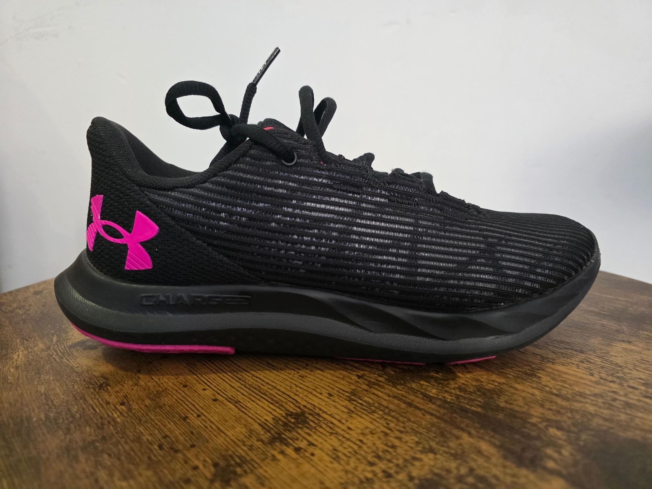 Under Armour Women’s Charged Sneakers – New, Size 6.5
