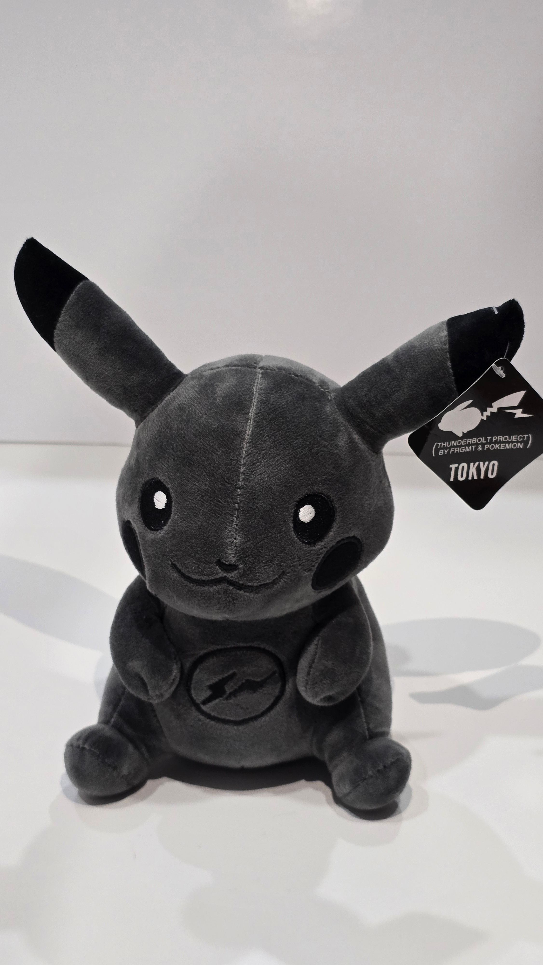 POKEMON BLACK PIKACHU PLUSHY