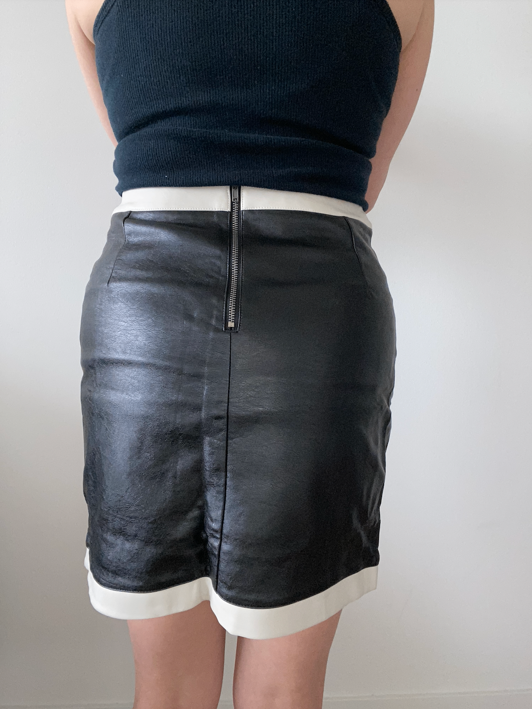 [NEW] Lulu's Fake Leather Skirt - photo 4