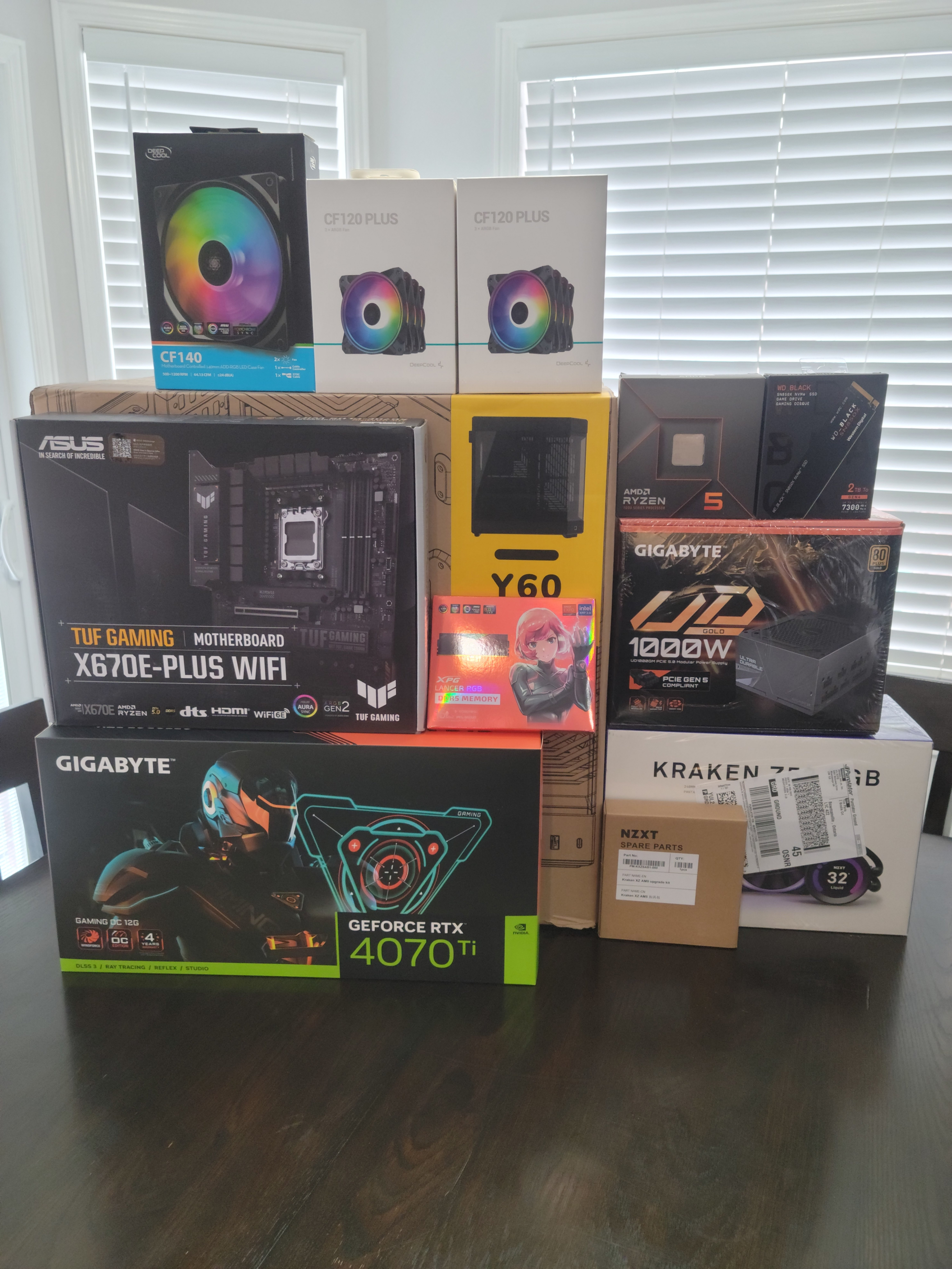 Gaming PC. AMD7600X/ 32GB DDR5 /RTX4070TI/ 1000W PSU - photo 3