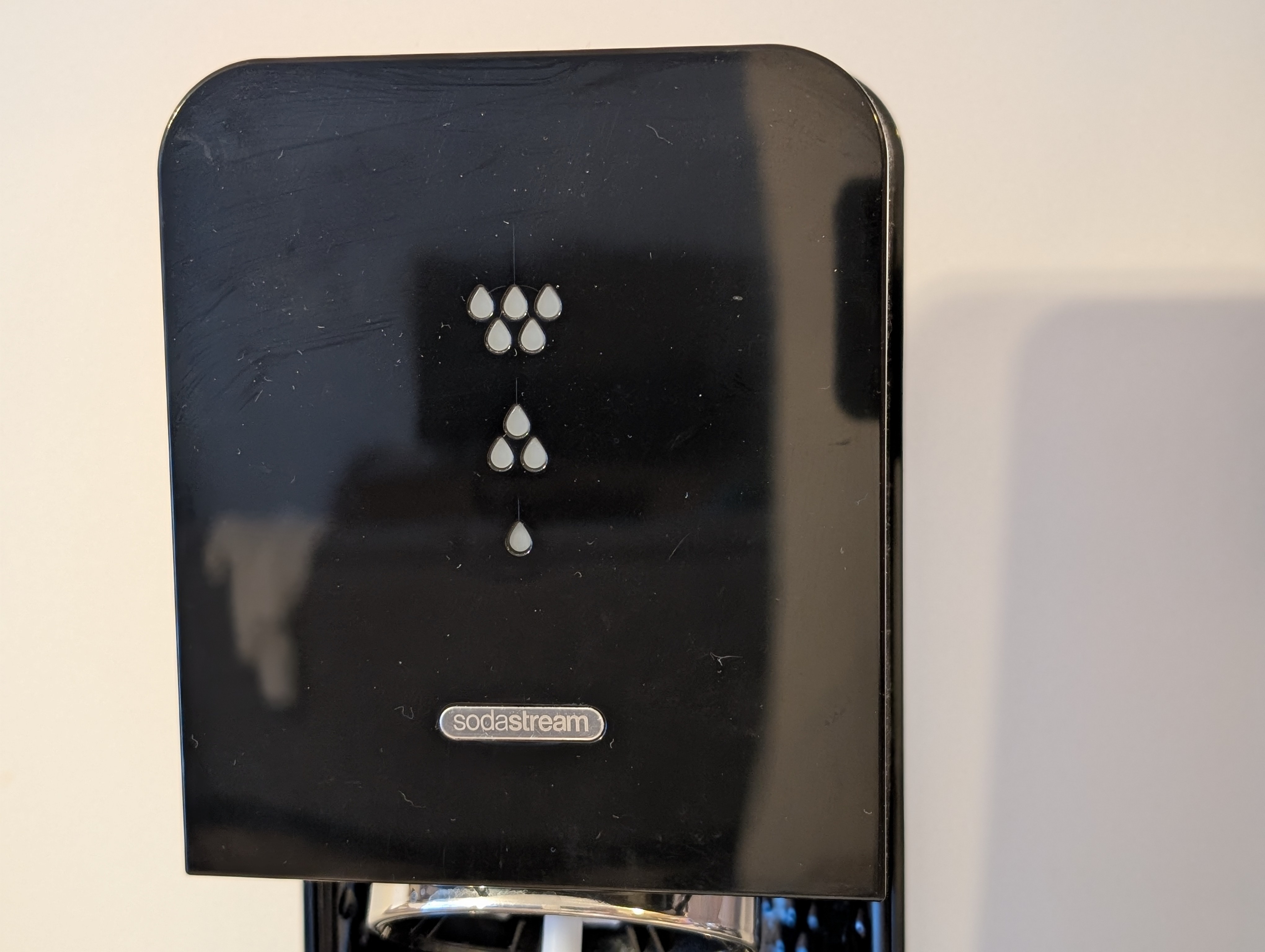 SodaStream Sparkling Water Maker - photo 2