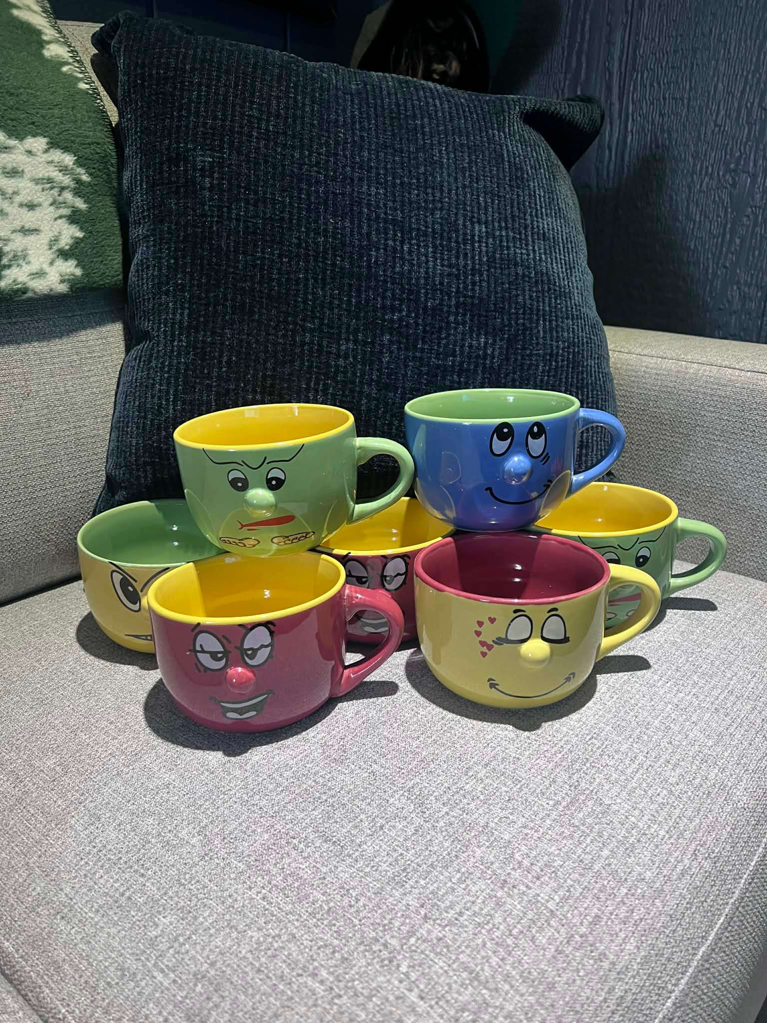 Trade Winds Tableware Funny Face 3D Ceramic Mugs Set of 7