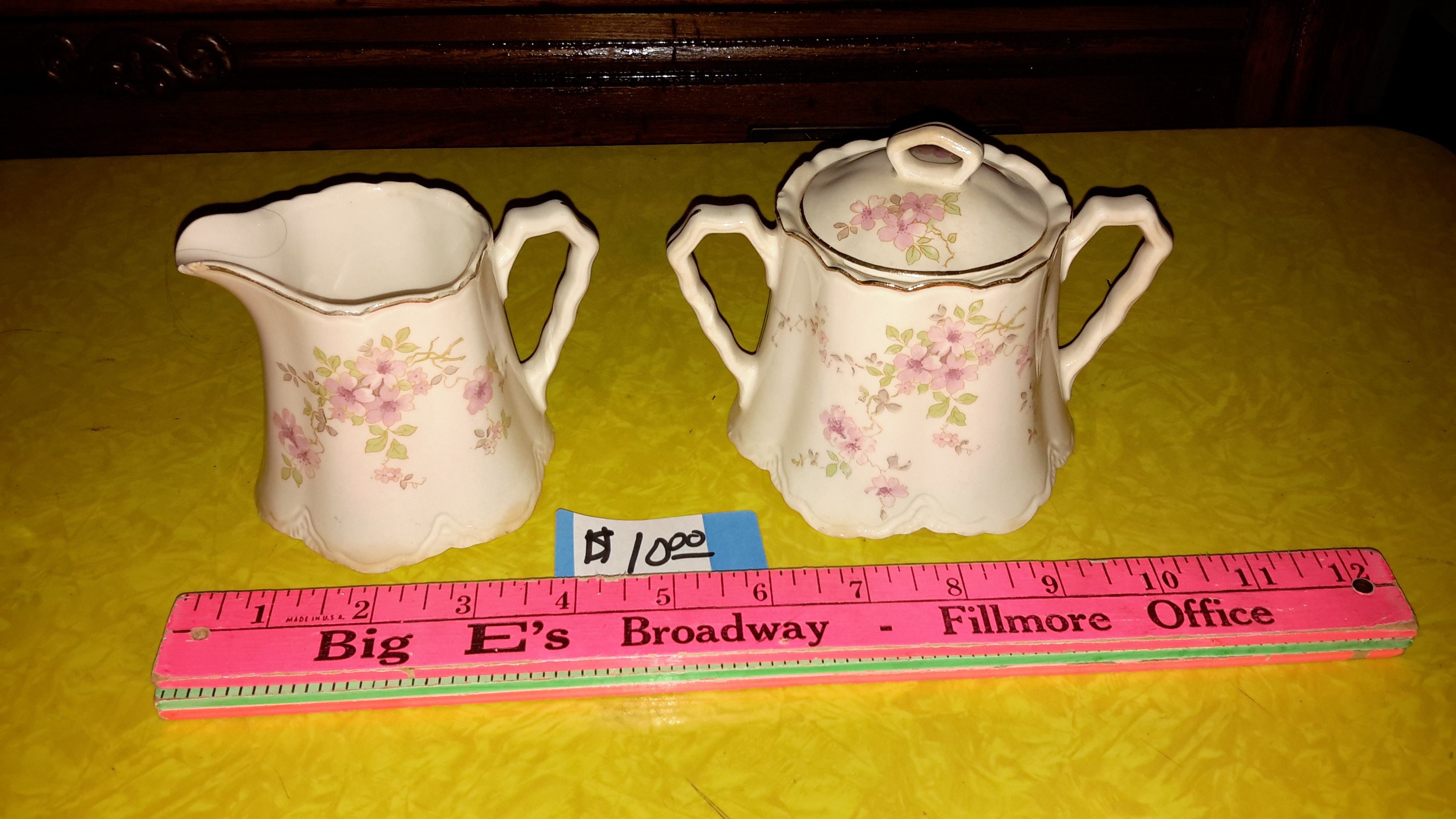Creamer and sugar bowls $10 ea - photo 2