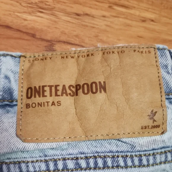 One Teaspoon Bonitas Denim Shorts - Size 28 - photo 4