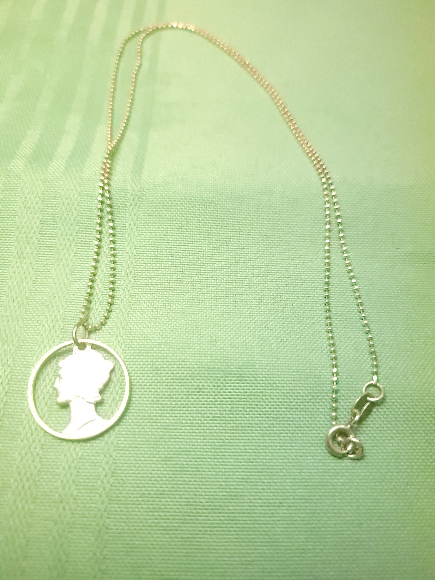 Vintage Hand Cut Mercury Dime Pendant Necklace Sterling Silver - photo 3