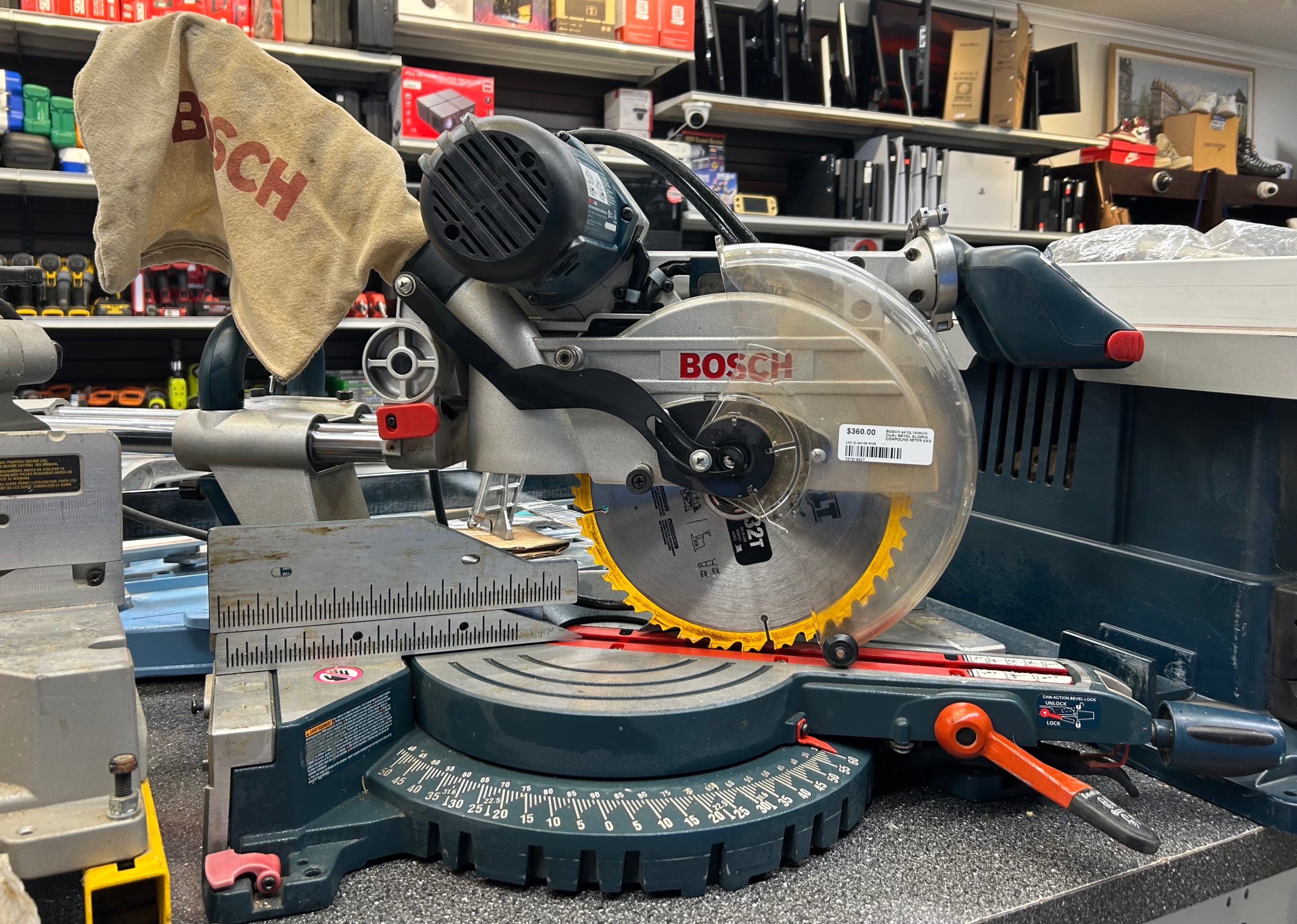 Bosch 10-inch Dual Bevel Sliding Compound Miter Saw - photo 2