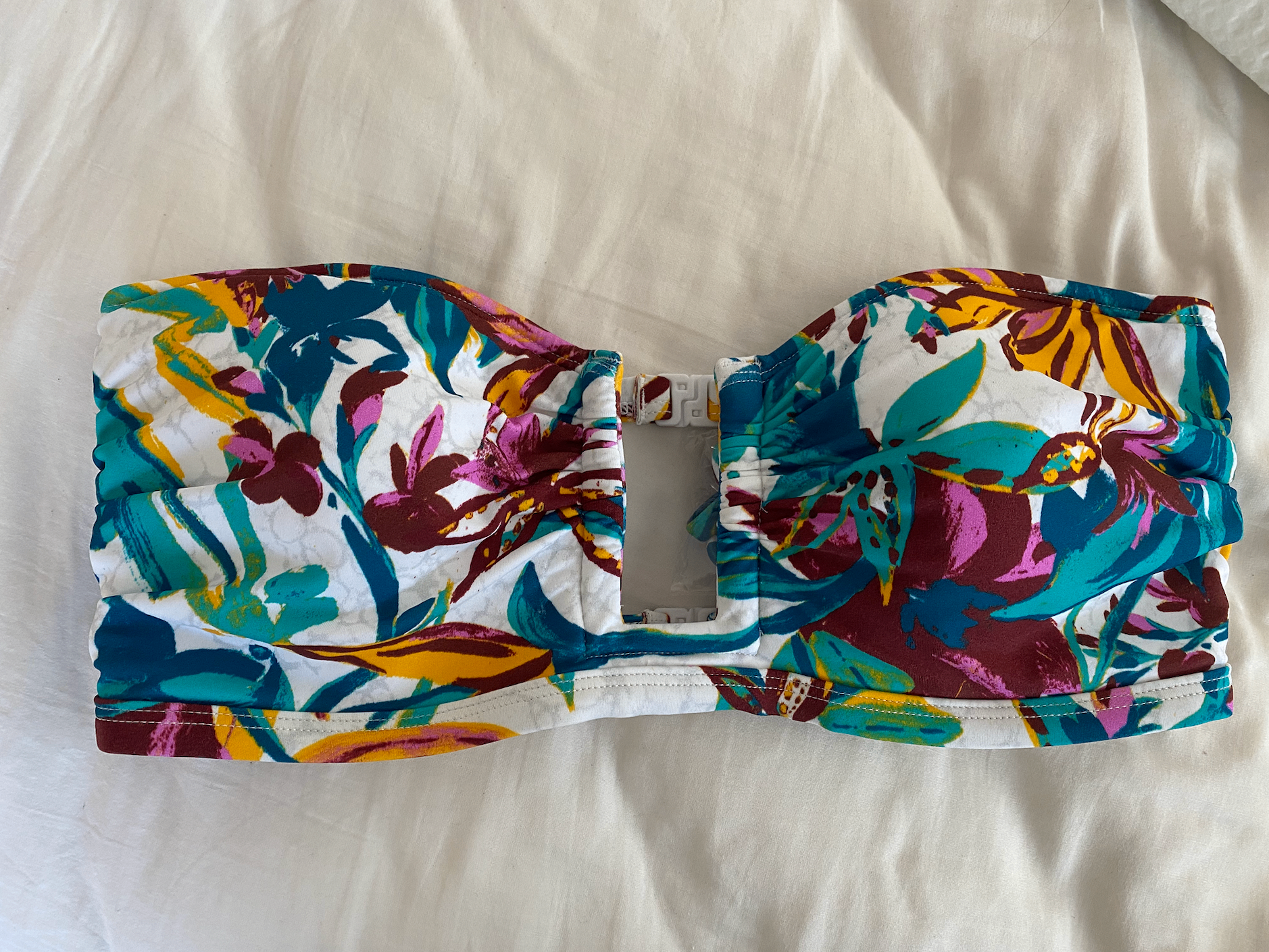[NEW] Urban Outfitters Floral Bikini Top