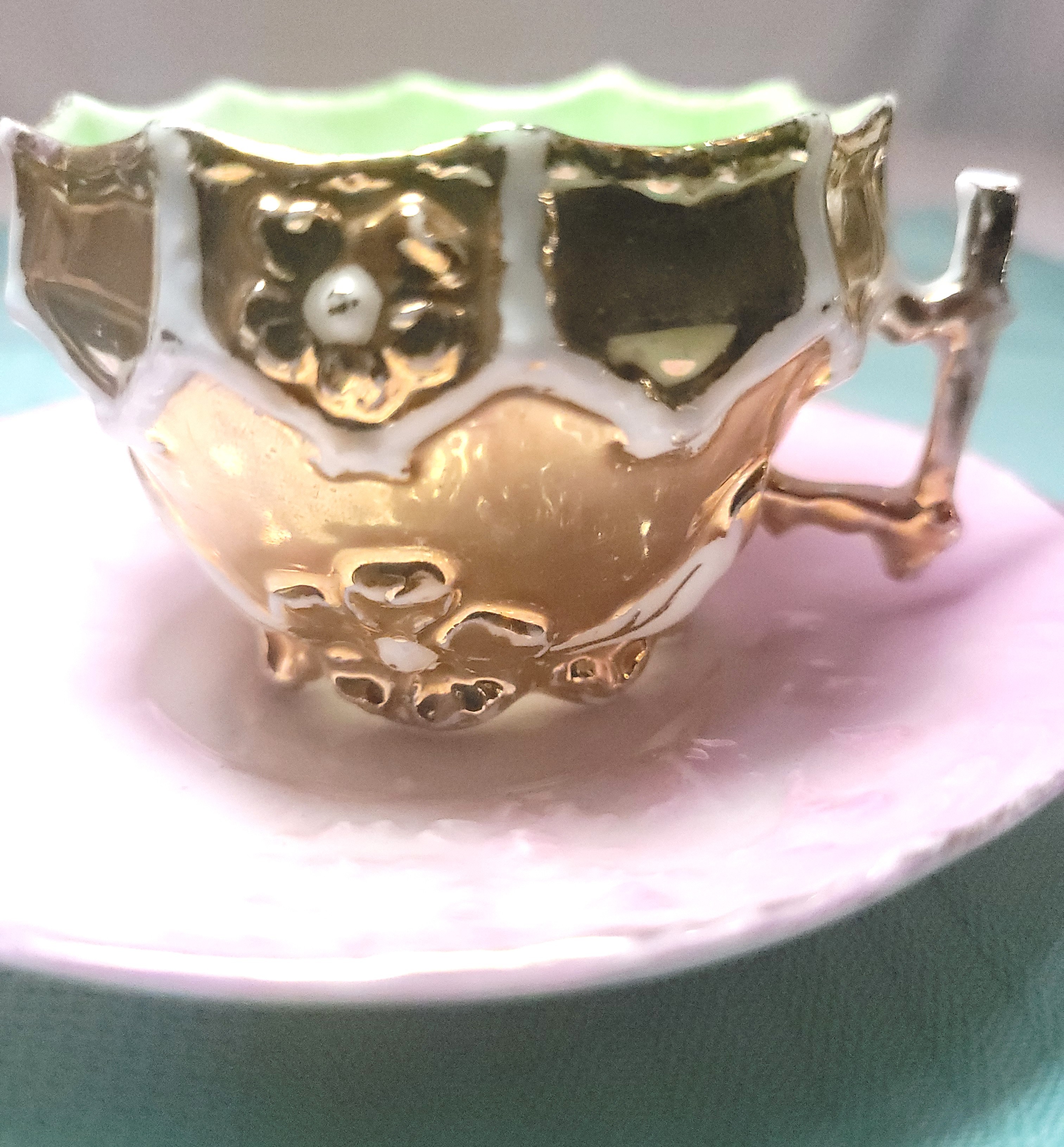 1940s Occupied Japan Demitasse Cup & Saucer Gold Moriage - Pink - photo 2