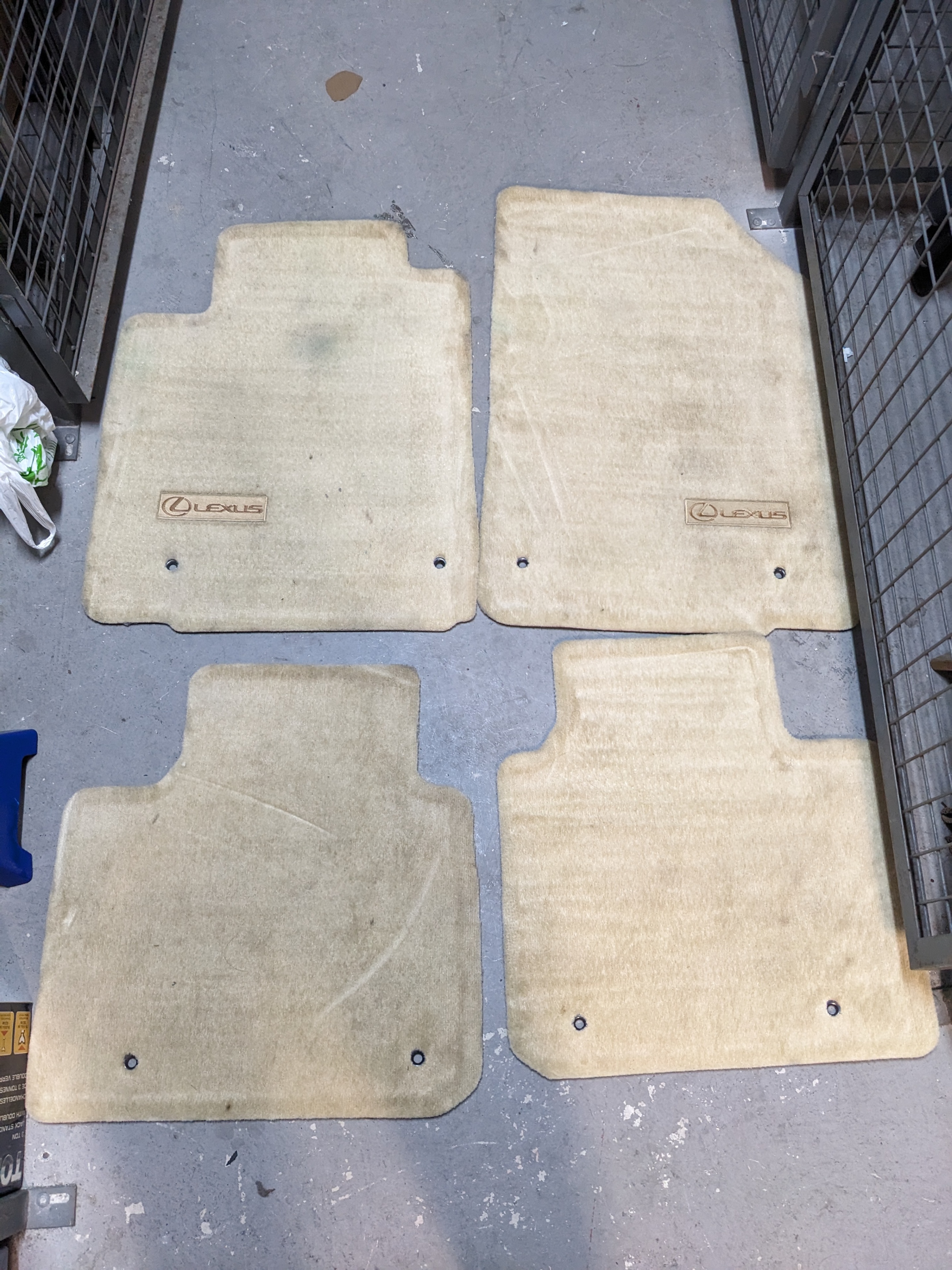 2007 Lexus ES350 - Summer Mats - photo 3