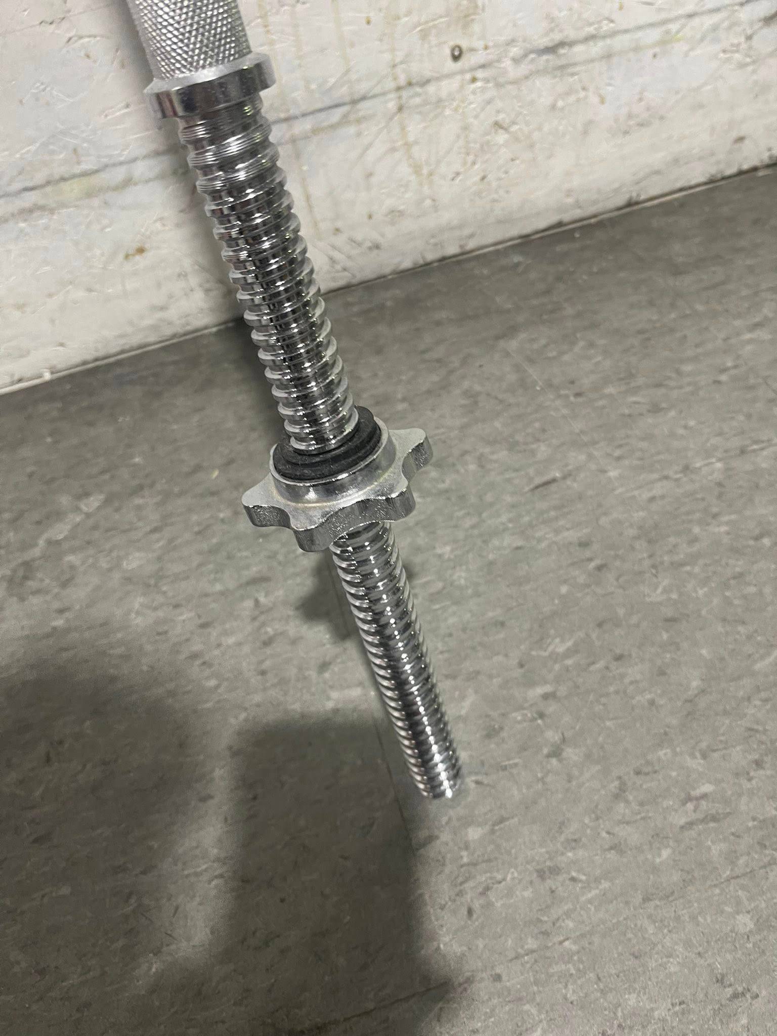 60” Standard Barbell – Solid Threaded Weight Bar - photo 4
