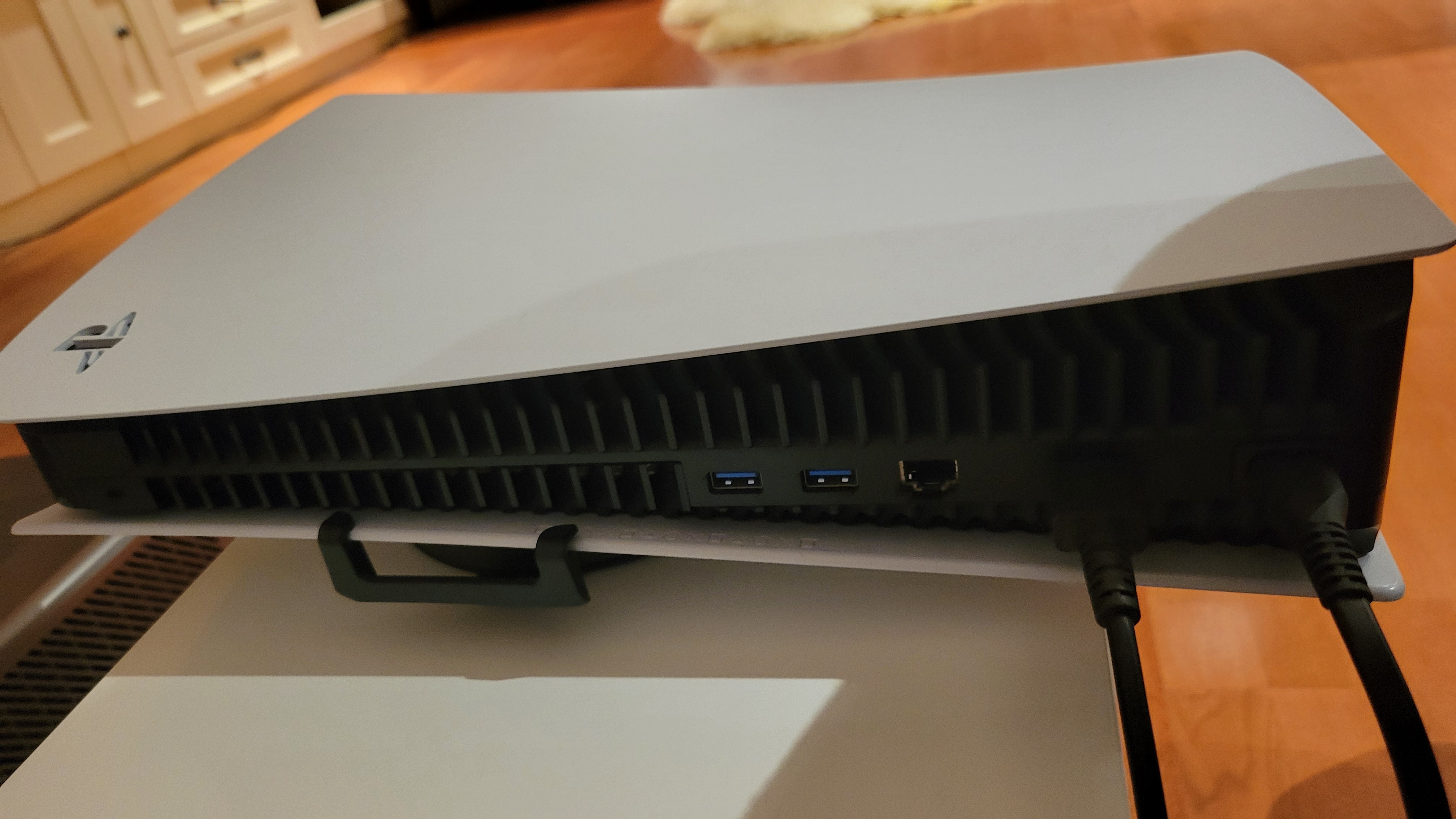 PlayStation 5 Disc Edition – Excellent Condition - photo 2