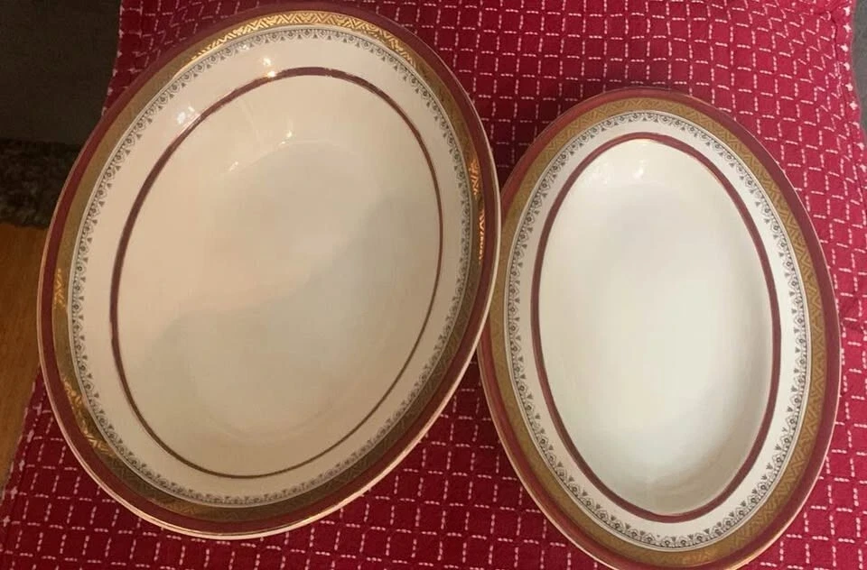Vintage "The Crowning" Royal Myott platter and shallow dish. - photo 2