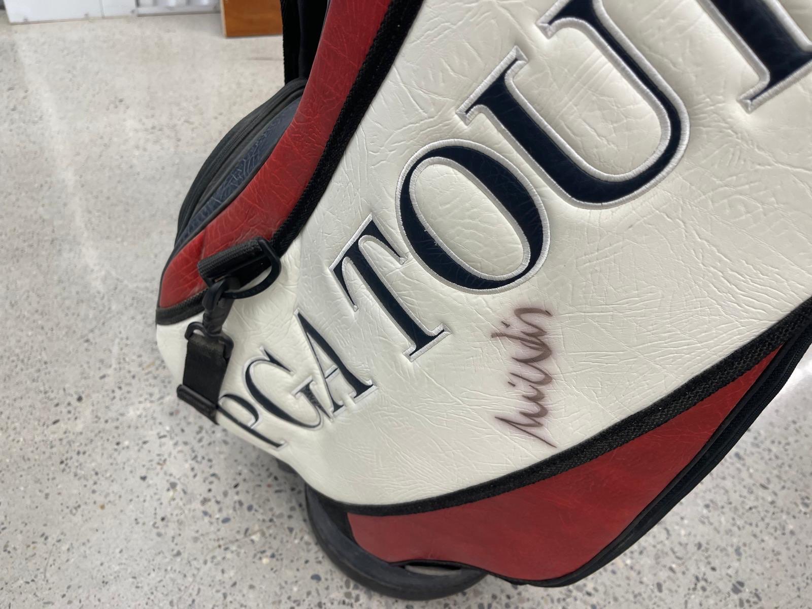 Authentic PGA Tour Golf Bag - autographed by Mike Weir - photo 3
